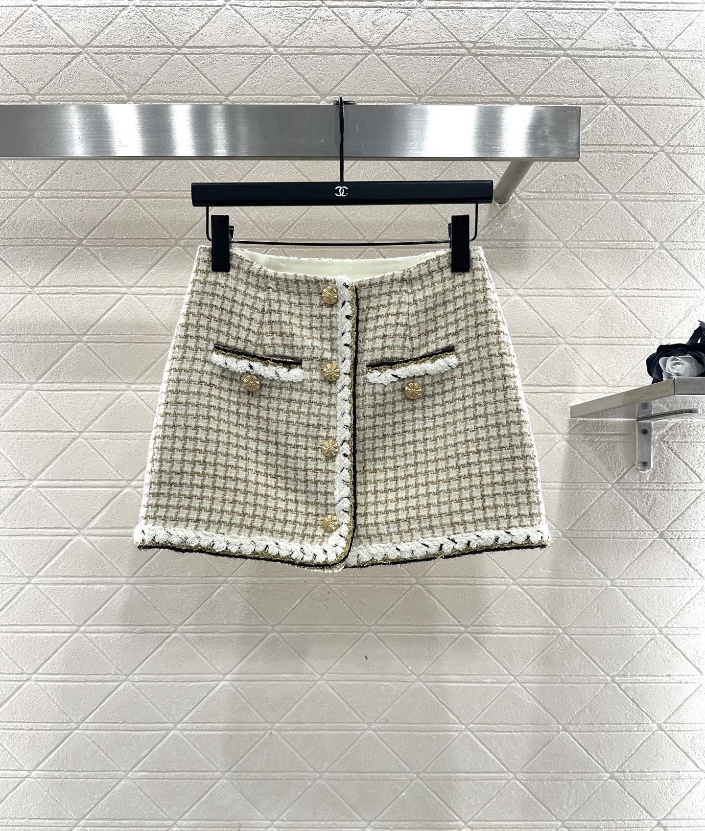 ♥Chane*♥2025新品上架 编织格纹马甲半裙套装定制YB进口粗纺羊毛呢材质，肌理明显，质感上乘，粗