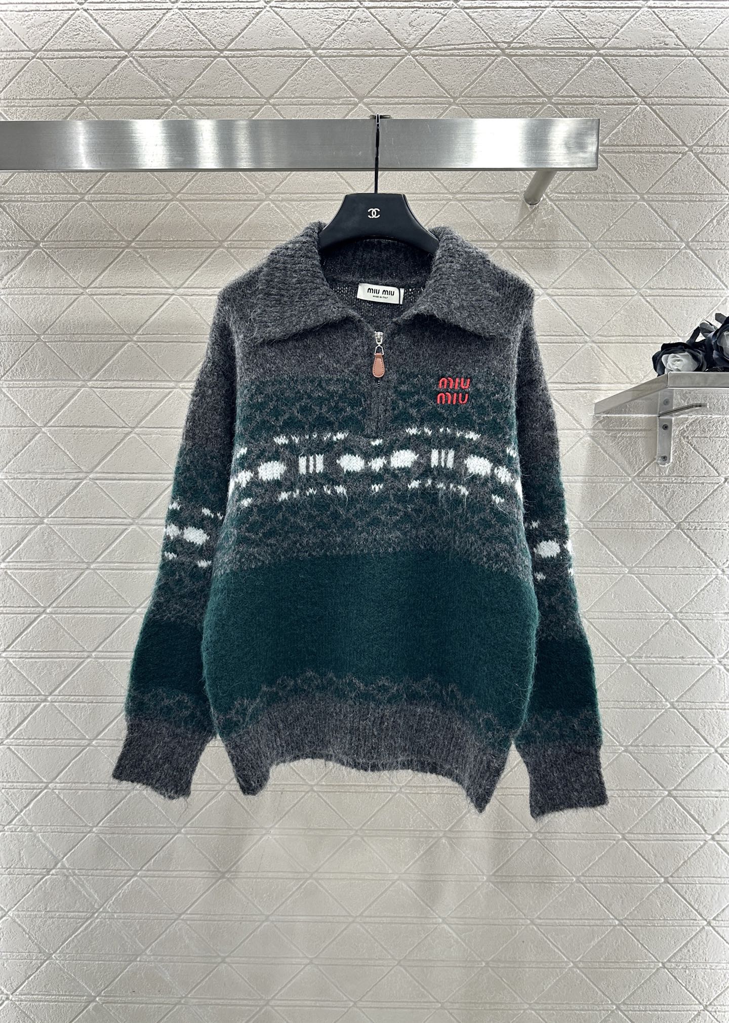 ♥Miumi*♥2025新品上架 翻领半开襟费尔岛针织上衣定制YB羊毛纱线织造，质感高级，舒适柔软，翻领