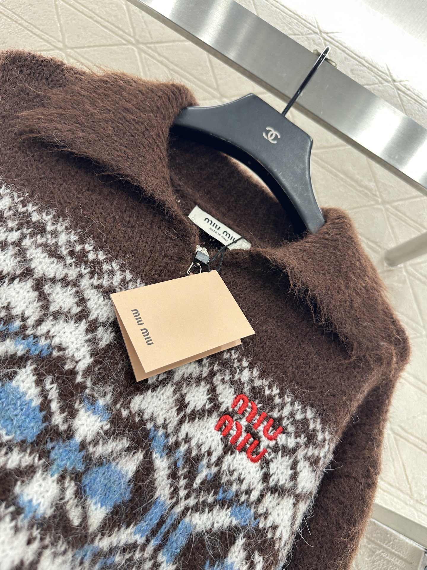 ♥Miumi*♥2025新品上架 翻领半开襟费尔岛针织上衣定制YB羊毛纱线织造，质感高级，舒适柔软，翻领