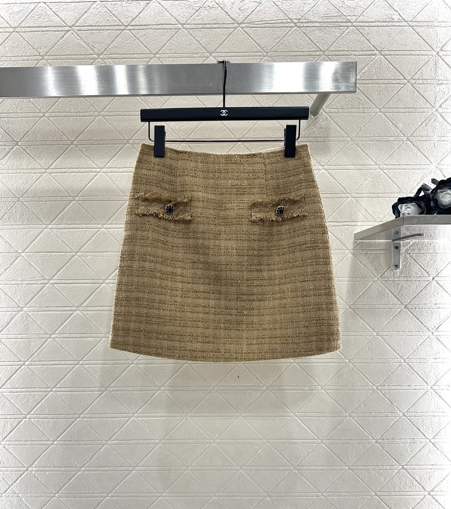 ♥Chane*♥2025新品上架 毛絮粗呢外套短裙套装定制YB进口毛呢材质，肌理明显，质感十足，圆领洋装