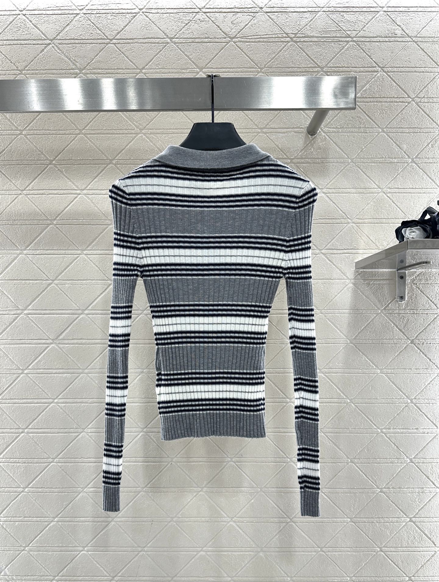 ♥BBR*♥2025新品上架 条纹针织长袖定制YB羊毛纱线织造，弹力舒适，质感十足，翻领Polo针织上衣