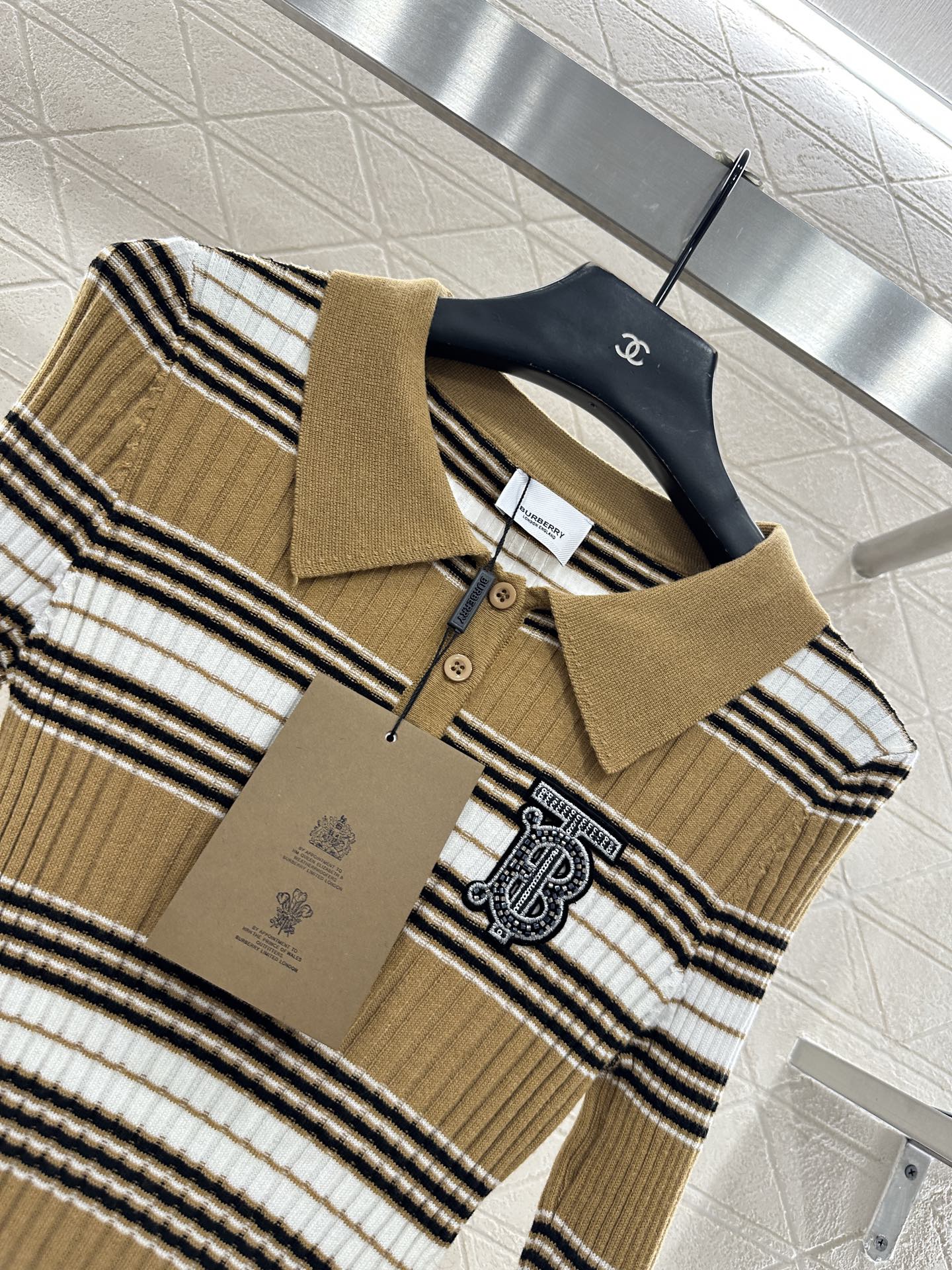 ♥BBR*♥2025新品上架 条纹针织长袖定制YB羊毛纱线织造，弹力舒适，质感十足，翻领Polo针织上衣