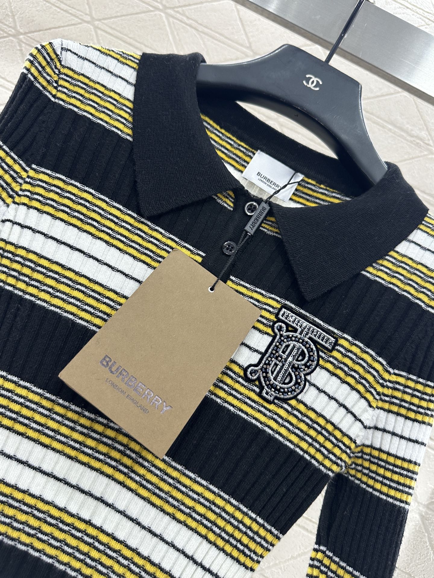 ♥BBR*♥2025新品上架 条纹针织长袖定制YB羊毛纱线织造，弹力舒适，质感十足，翻领Polo针织上衣