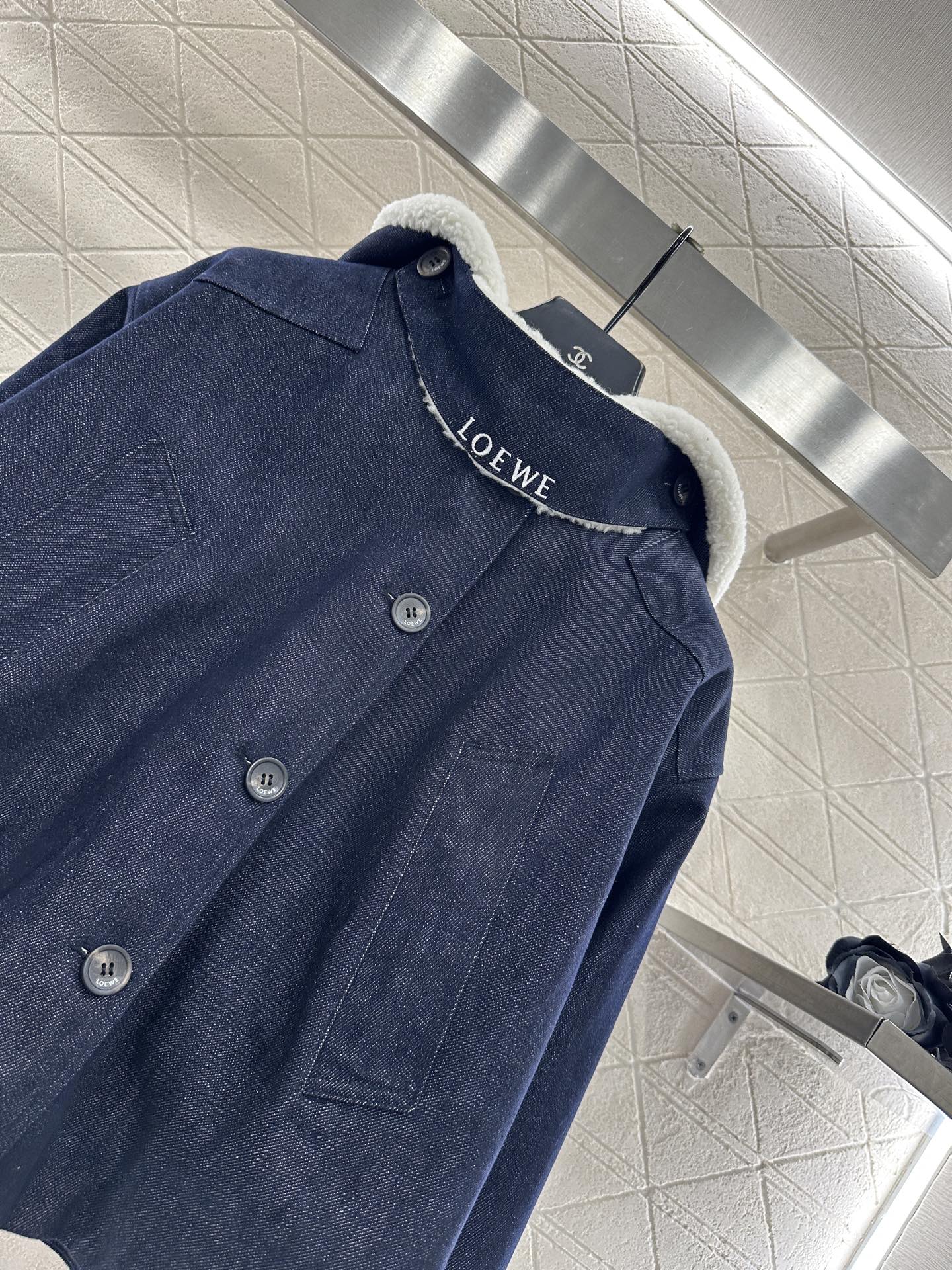 ♥Loew*♥2025新品上架 连帽毛绒牛仔斗篷外套定制YB斜纹全棉牛仔材质，酵素水洗打造做旧复古蓝，连