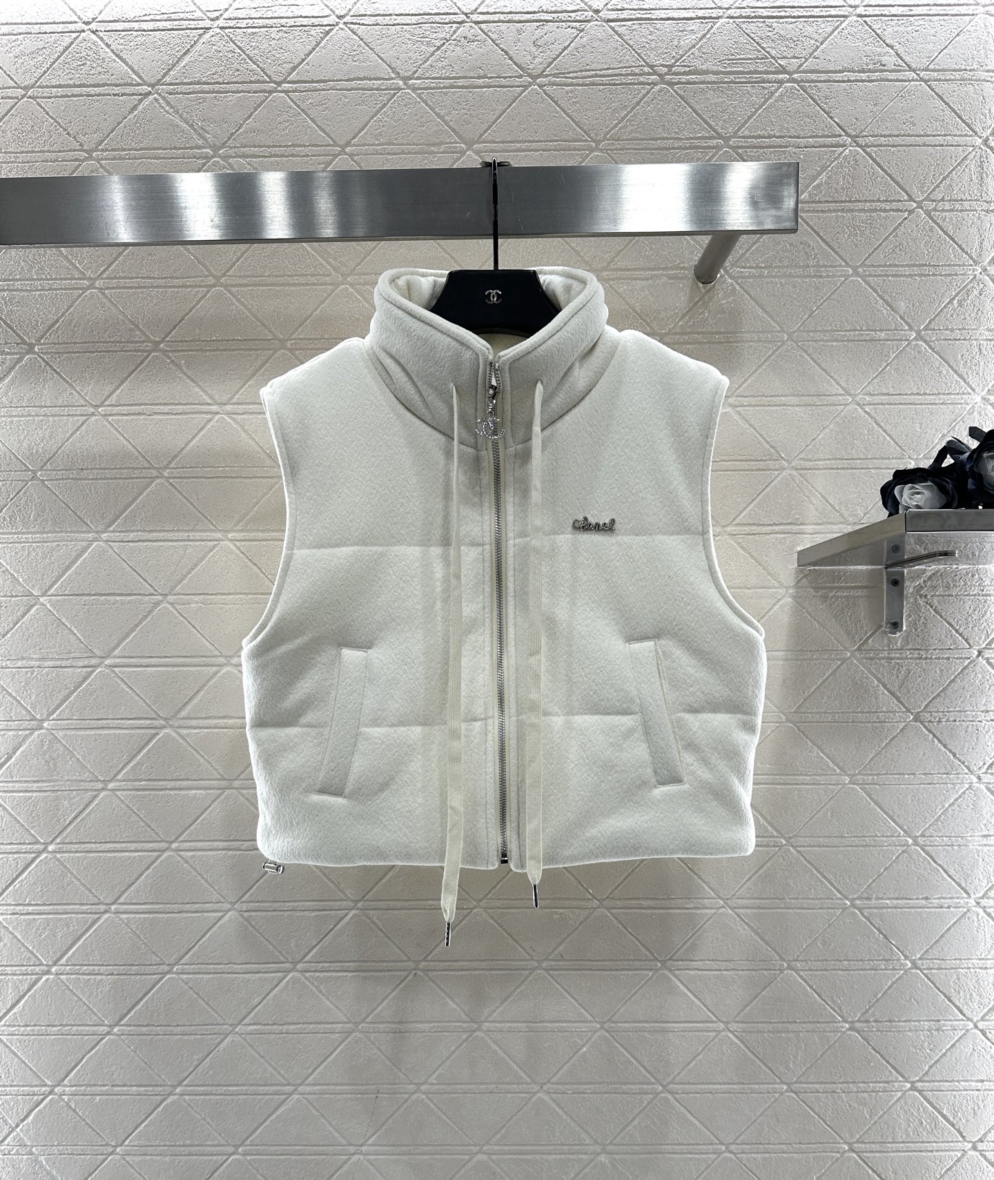 ♥Chane*♥2025新品上架 连帽羊毛棉服马甲长裤套装定制YB羊毛材质，柔软细腻，保暖性能更好，秋冬