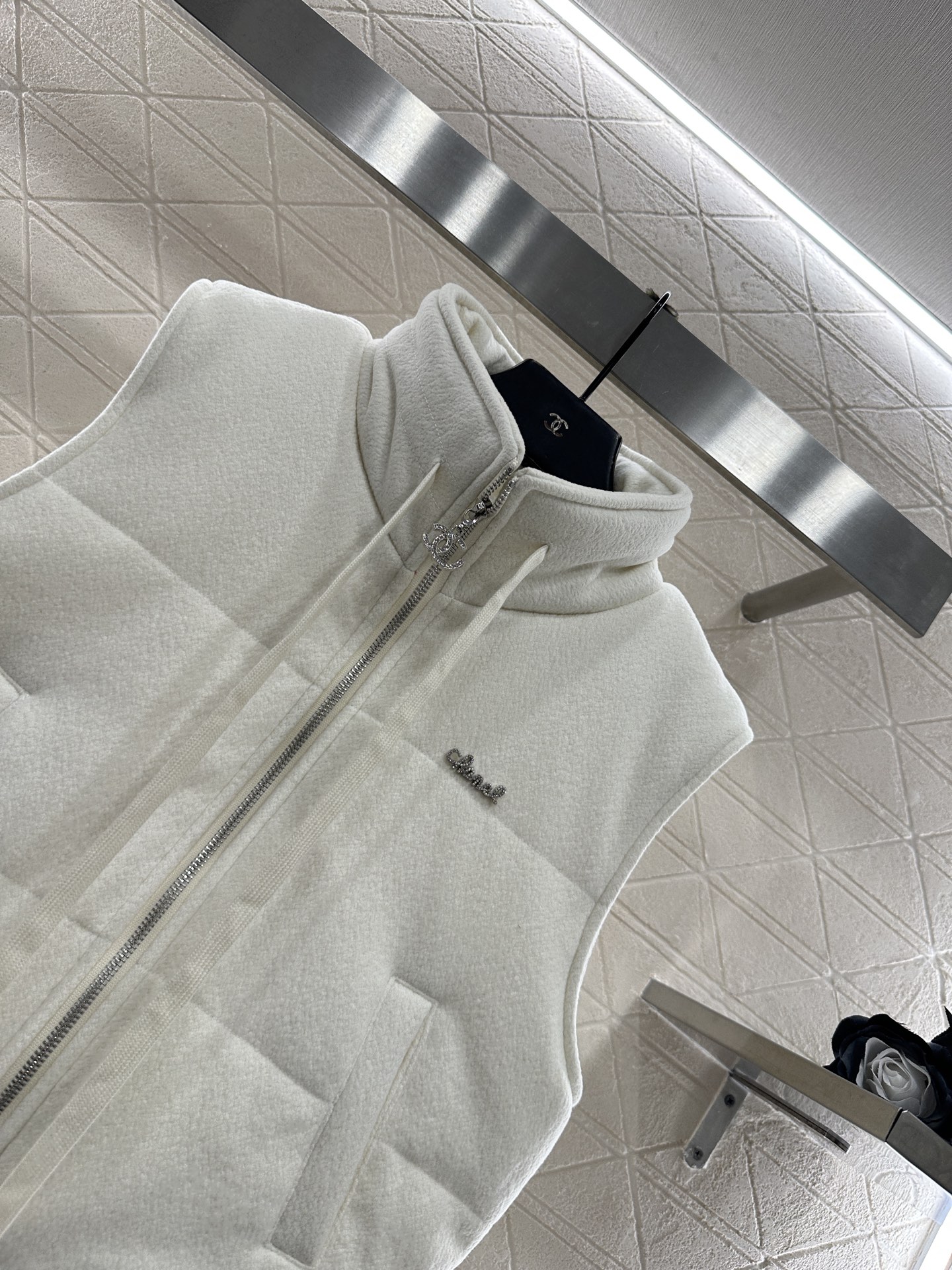 ♥Chane*♥2025新品上架 连帽羊毛棉服马甲长裤套装定制YB羊毛材质，柔软细腻，保暖性能更好，秋冬