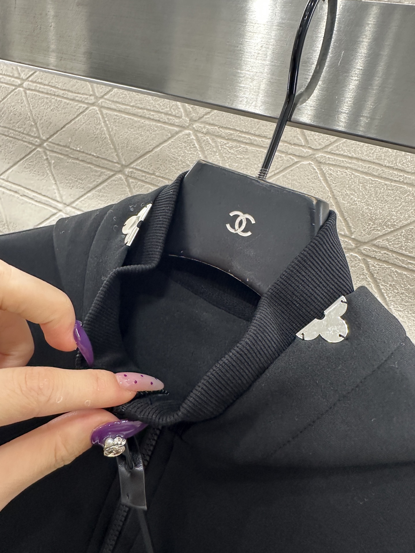 ♥Louis vuitto*♥2025新品上架 连帽金属徽标外套长裤套装定制YB斜纹全棉材质，秋冬保暖厚