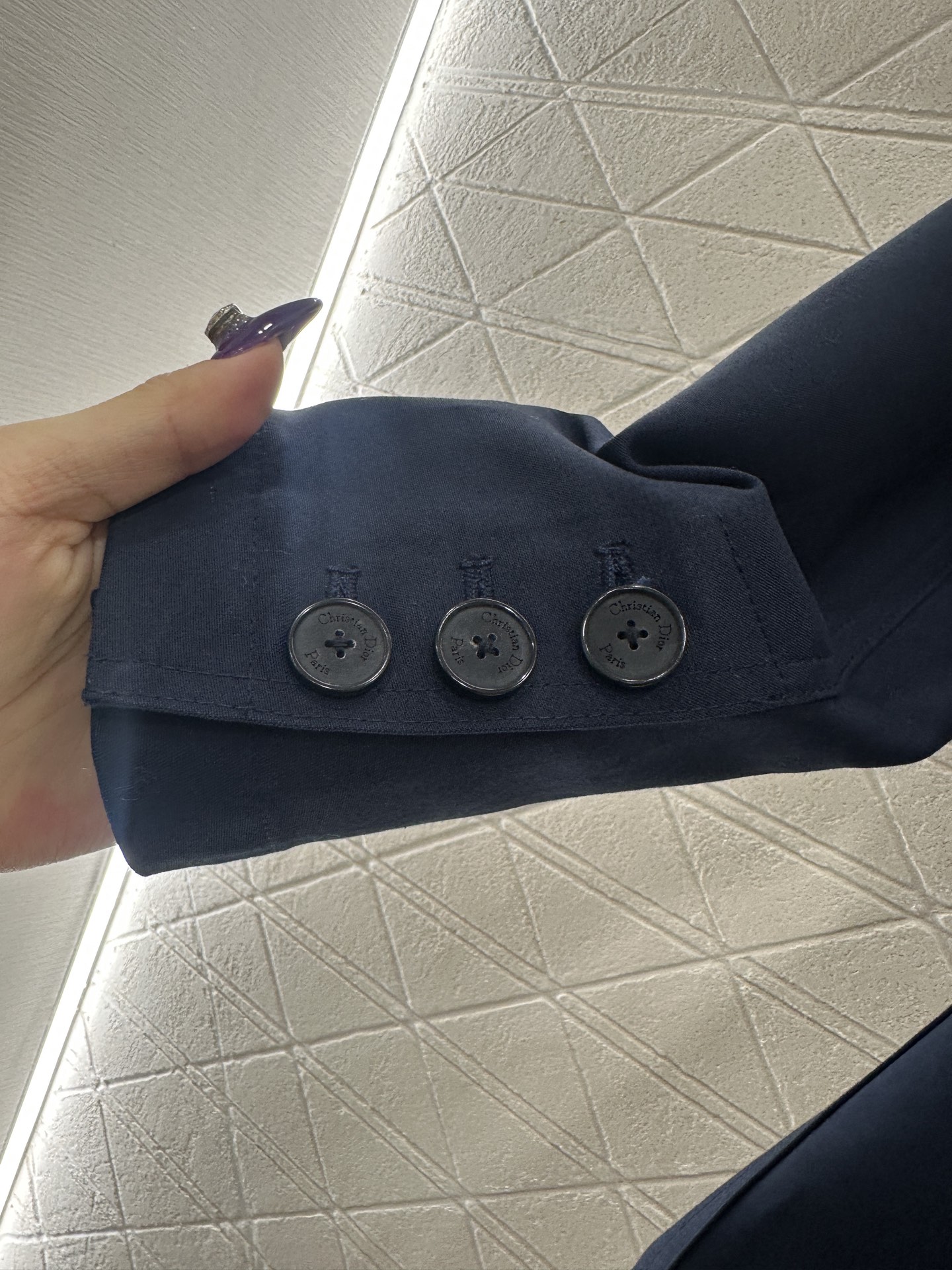 ♥Dio*♥2025新品上架 翻领双排扣腰带风衣定制YB斜纹全棉风衣材质，挺括有型，质感高级，枪驳领中长