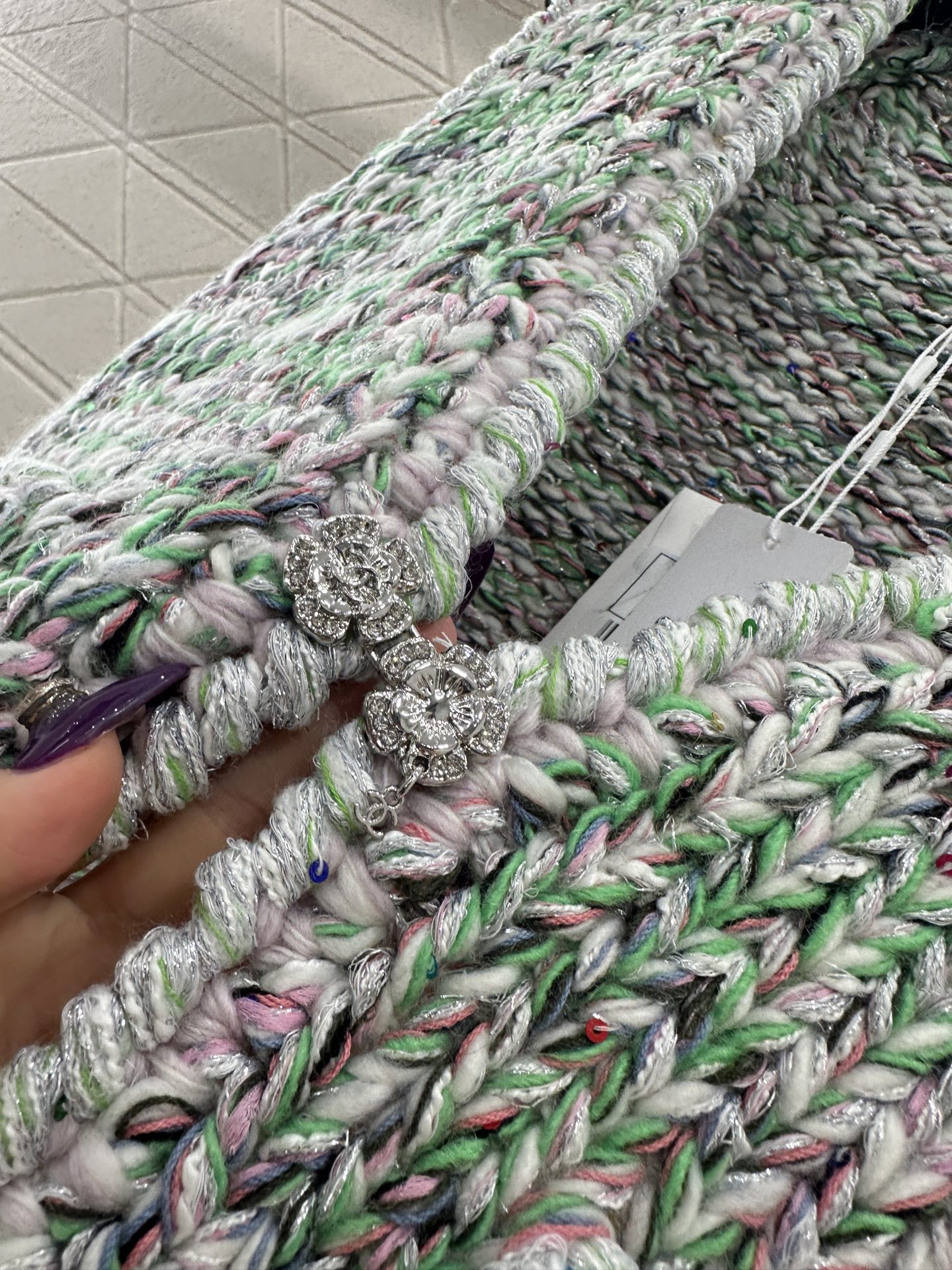 ♥Chane*♥2025新品上架 全手工捆边针织马甲定制YB棉毛纱线织造，穿搭舒适，柔软细腻。V领马甲版