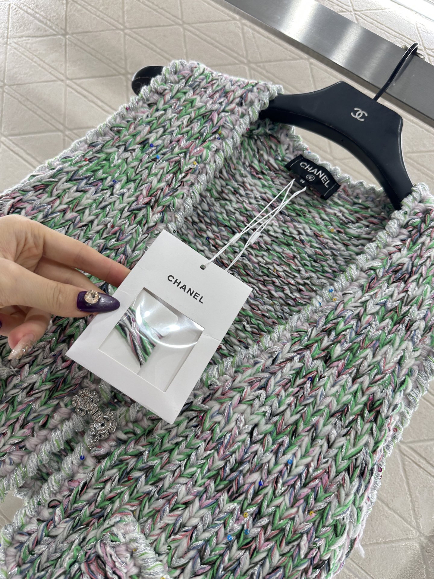 ♥Chane*♥2025新品上架 全手工捆边针织马甲定制YB棉毛纱线织造，穿搭舒适，柔软细腻。V领马甲版