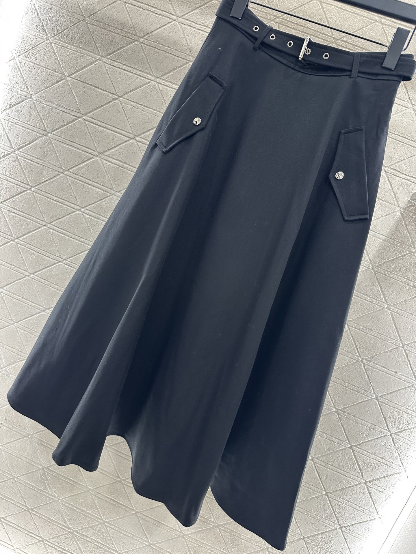 ♥Dio*♥2025新品上架 连帽风衣外套半裙套装定制YB进口风衣材质，挺括有型，质感高级，微A风衣外套