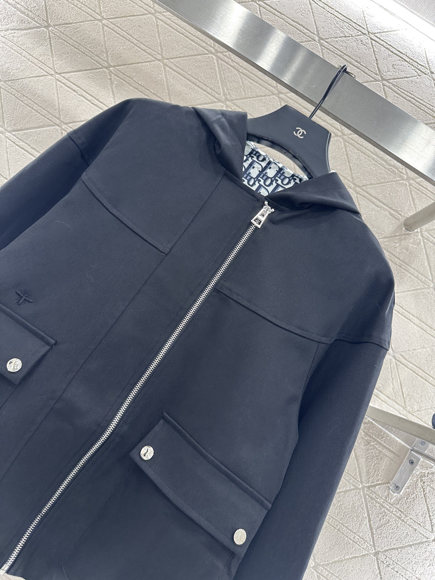 ♥Dio*♥2025新品上架 连帽风衣外套半裙套装定制YB进口风衣材质，挺括有型，质感高级，微A风衣外套