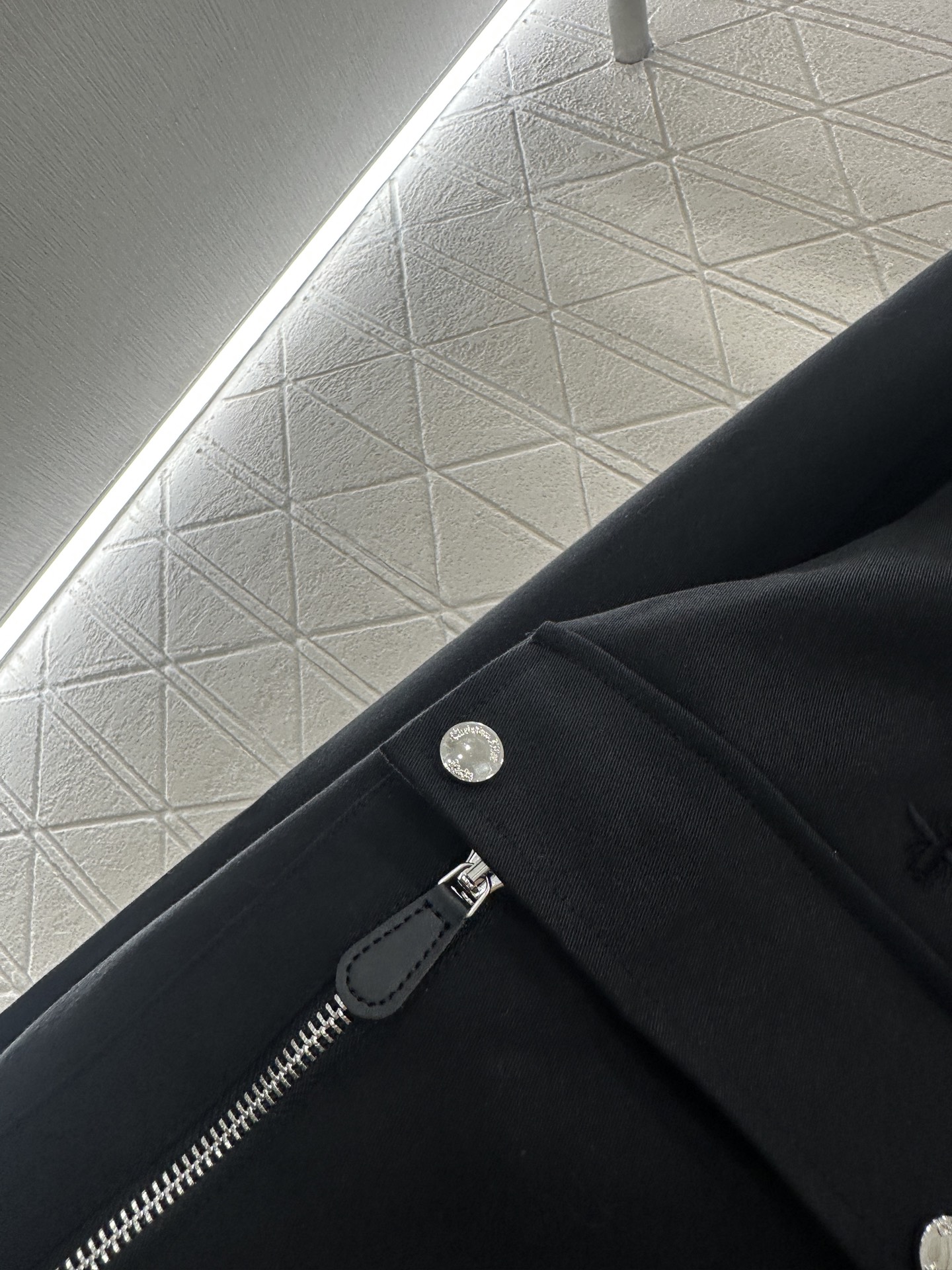 ♥Dio*♥2025新品上架 连帽风衣外套半裙套装定制YB进口风衣材质，挺括有型，质感高级，微A风衣外套