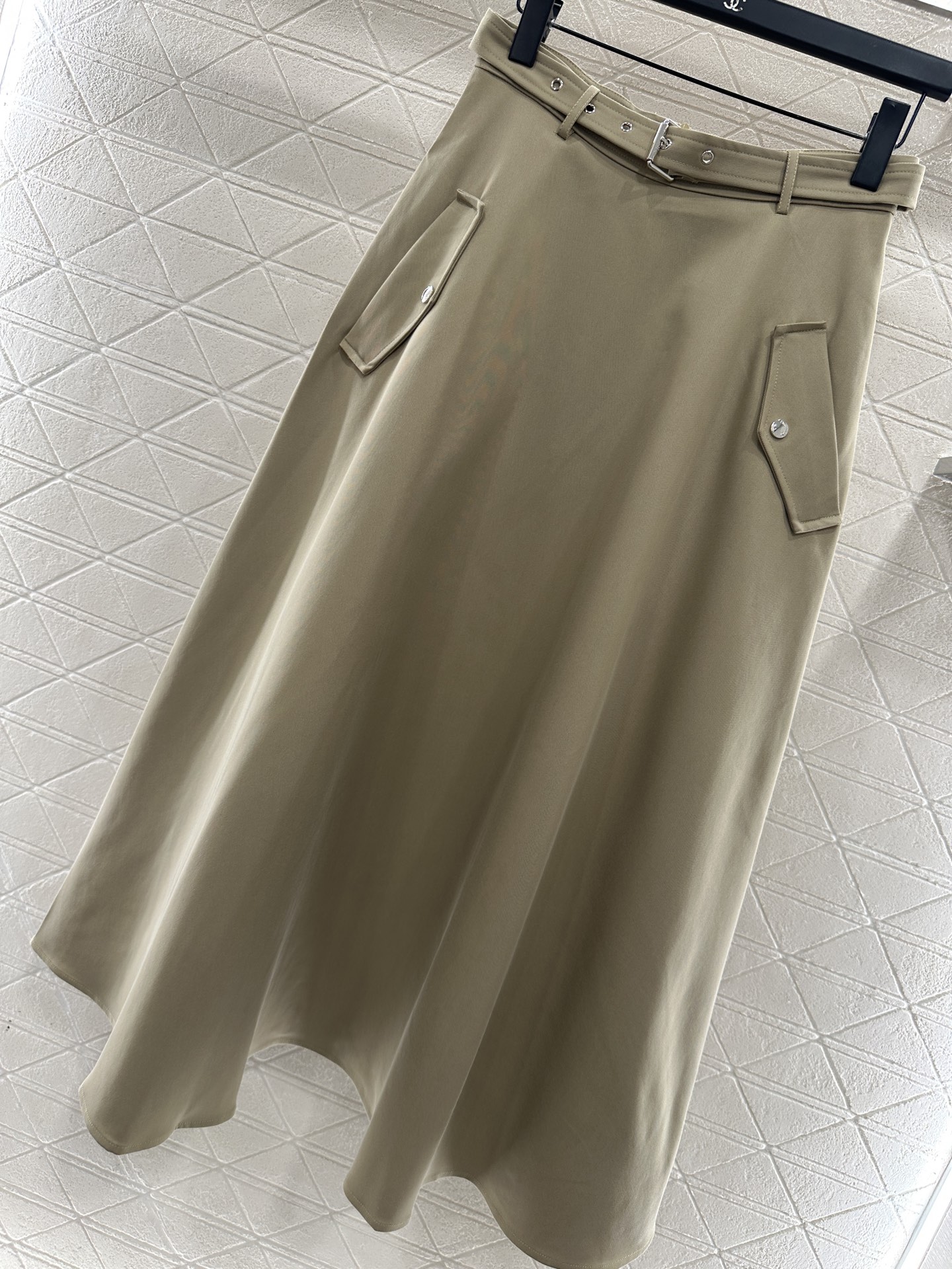 ♥Dio*♥2025新品上架 连帽风衣外套半裙套装定制YB进口风衣材质，挺括有型，质感高级，微A风衣外套