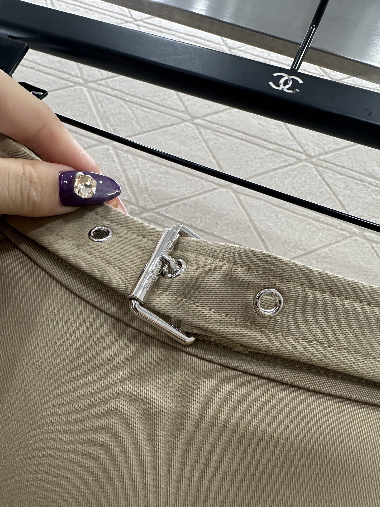 ♥Dio*♥2025新品上架 连帽风衣外套半裙套装定制YB进口风衣材质，挺括有型，质感高级，微A风衣外套