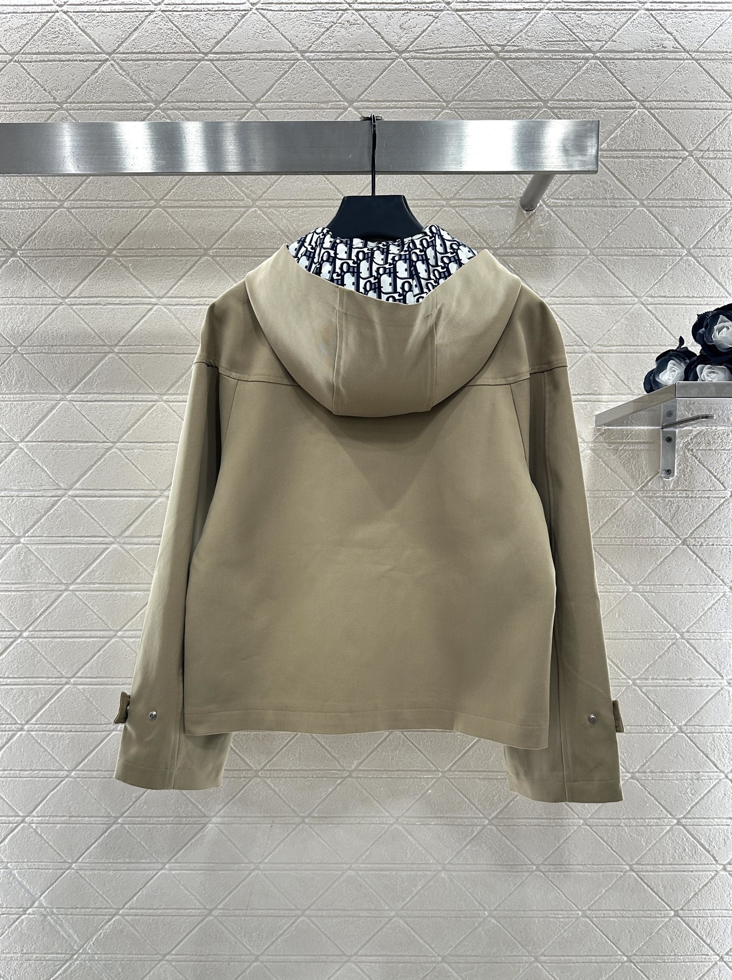 ♥Dio*♥2025新品上架 连帽风衣外套半裙套装定制YB进口风衣材质，挺括有型，质感高级，微A风衣外套