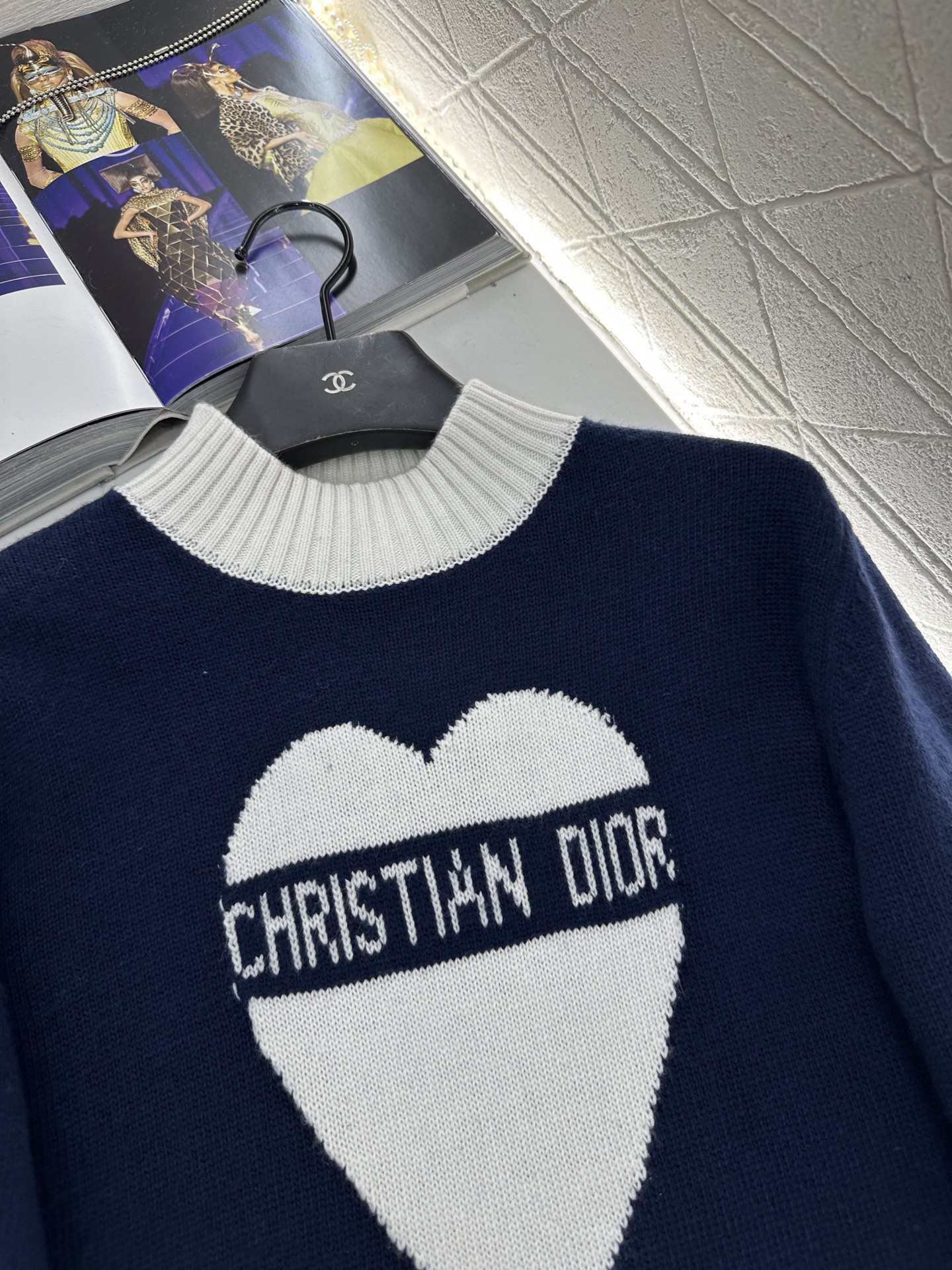 ♥Dio*♥2025新品上架 撞色爱心针织套头毛衣定制YB羊毛纱线织造，工艺处理，肌理明显，细密针织套头