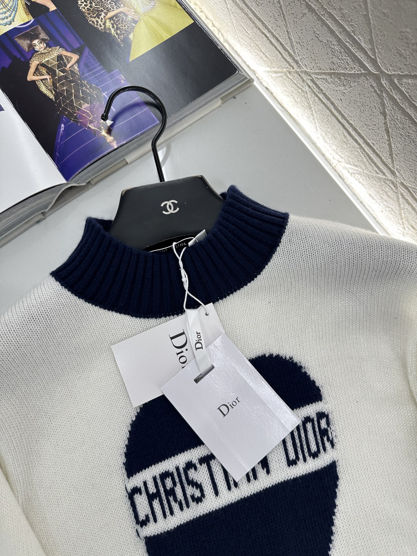 ♥Dio*♥2025新品上架 撞色爱心针织套头毛衣定制YB羊毛纱线织造，工艺处理，肌理明显，细密针织套头