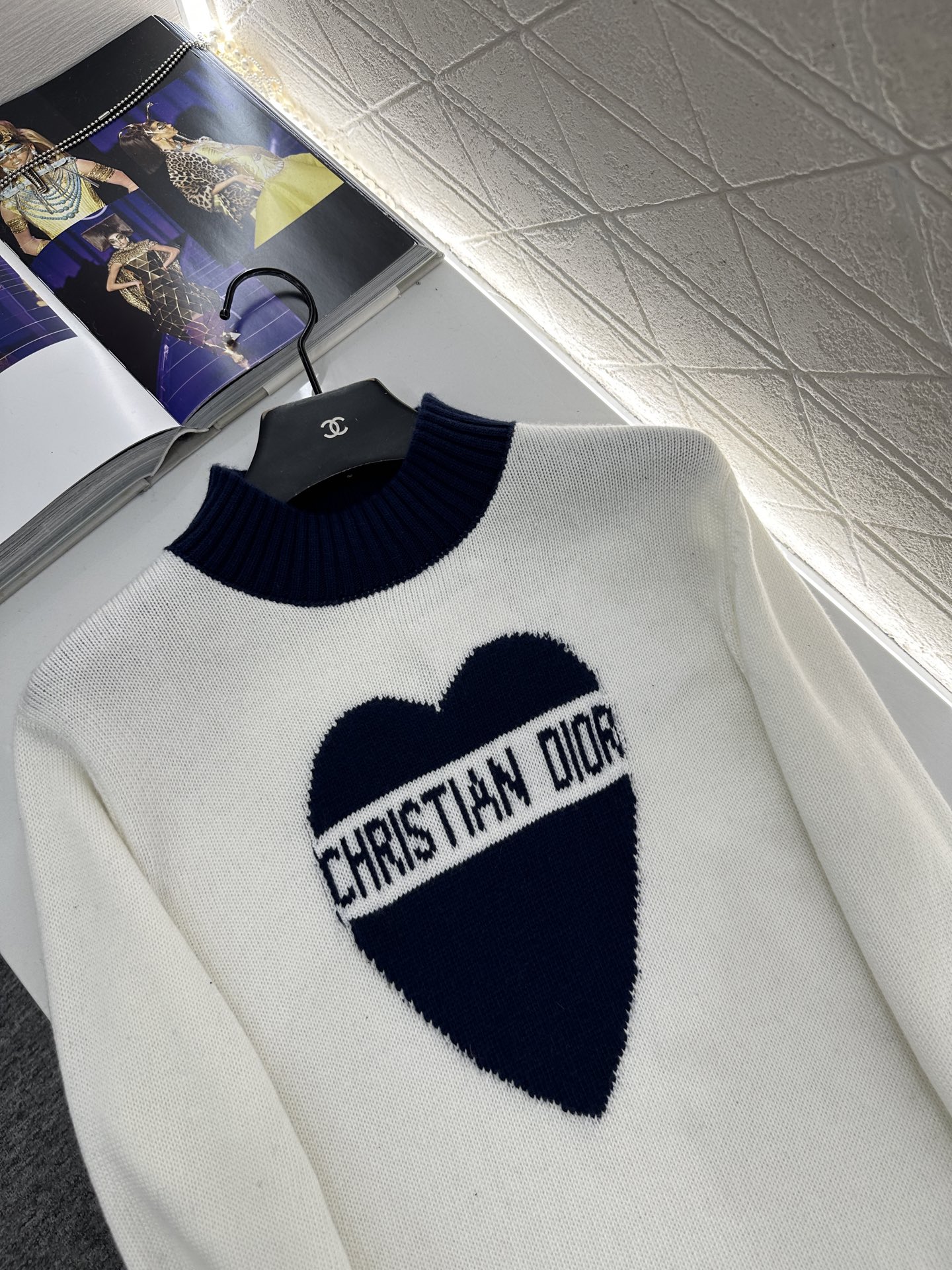 ♥Dio*♥2025新品上架 撞色爱心针织套头毛衣定制YB羊毛纱线织造，工艺处理，肌理明显，细密针织套头