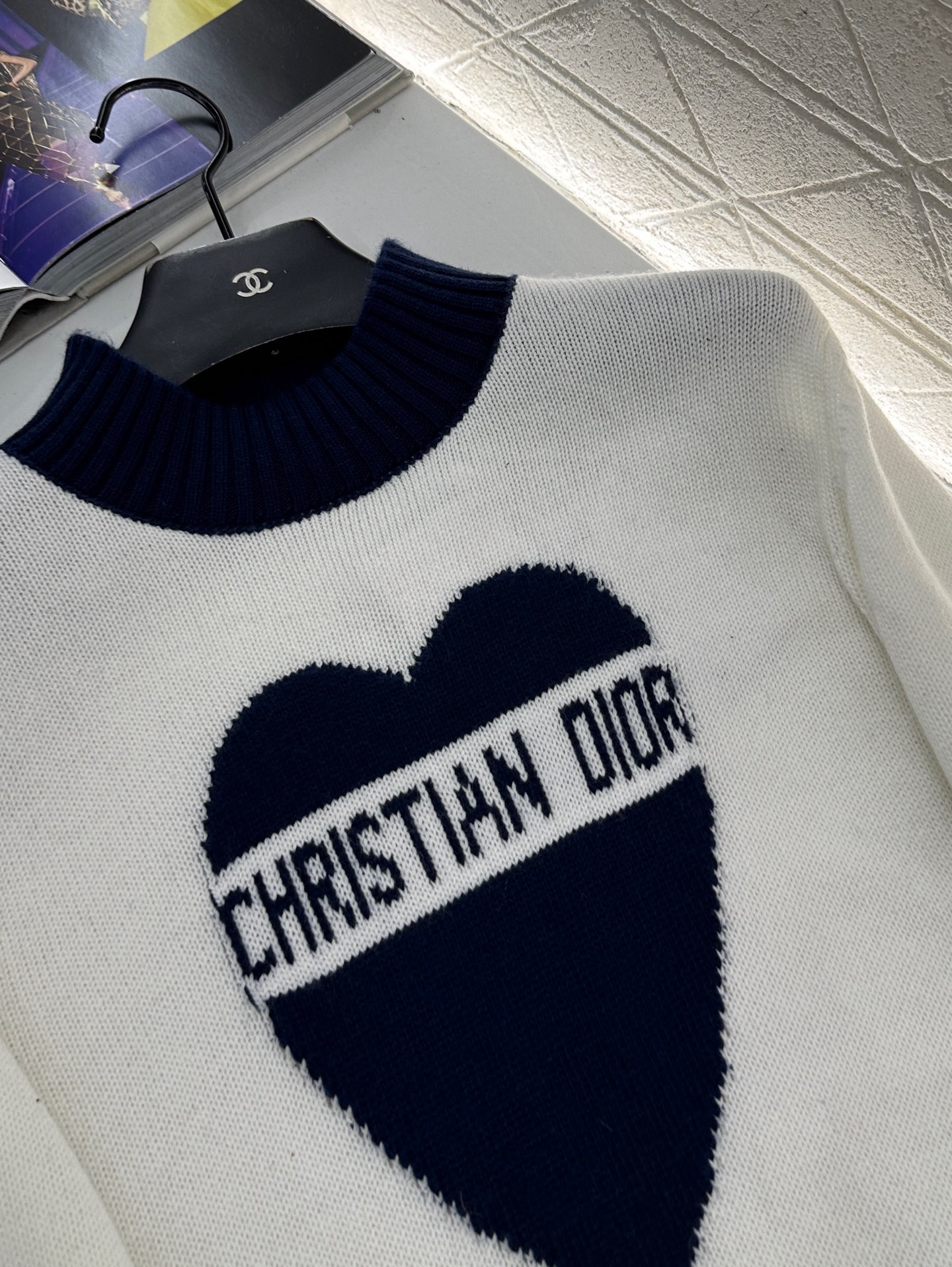 ♥Dio*♥2025新品上架 撞色爱心针织套头毛衣定制YB羊毛纱线织造，工艺处理，肌理明显，细密针织套头