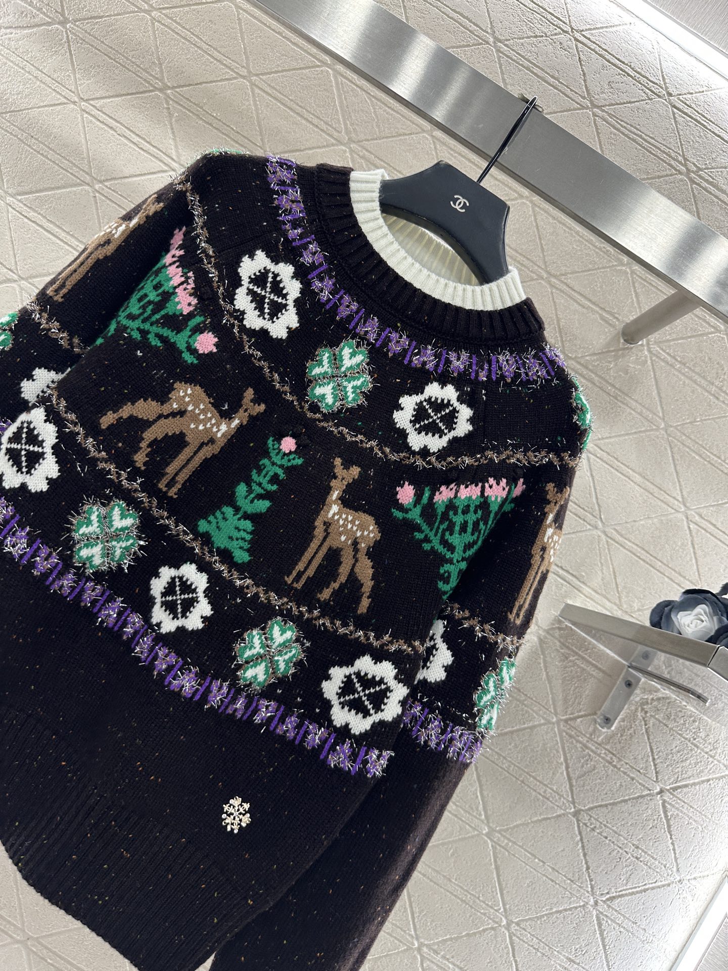 ♥Chane*♥2025新品上架 重工钩花圆领套头毛衣25coco圣诞🧑‍🎄滑雪🎿系列#定制YB羊绒针织