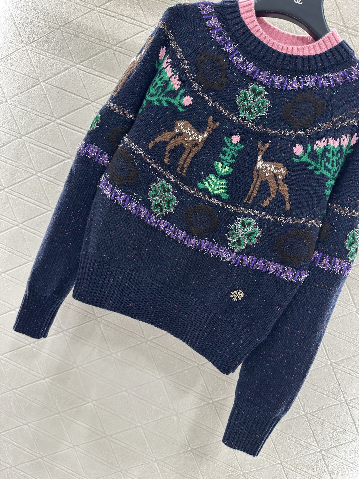 ♥Chane*♥2025新品上架 重工钩花圆领套头毛衣25coco圣诞🧑‍🎄滑雪🎿系列#定制YB羊绒针织