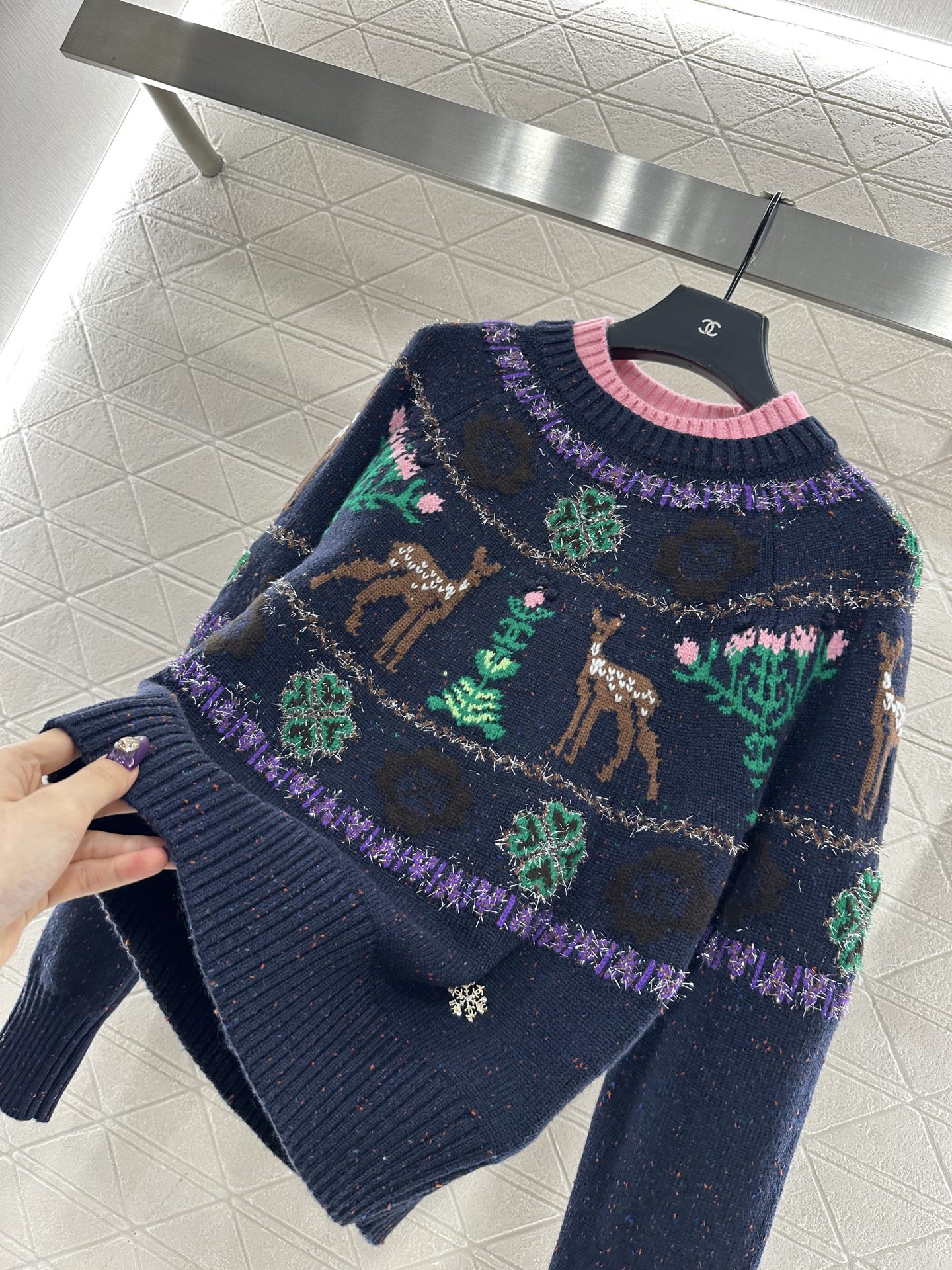 ♥Chane*♥2025新品上架 重工钩花圆领套头毛衣25coco圣诞🧑‍🎄滑雪🎿系列#定制YB羊绒针织