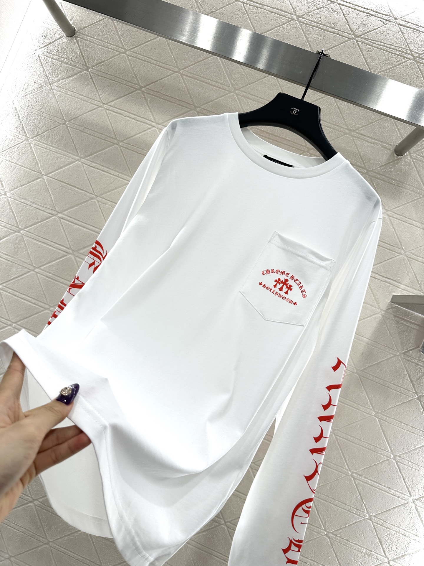 ♥Chrome hear*♥2025新品上架 字母印花长袖上衣定制YB斜纹全棉材质，质感舒适，弹力十足，