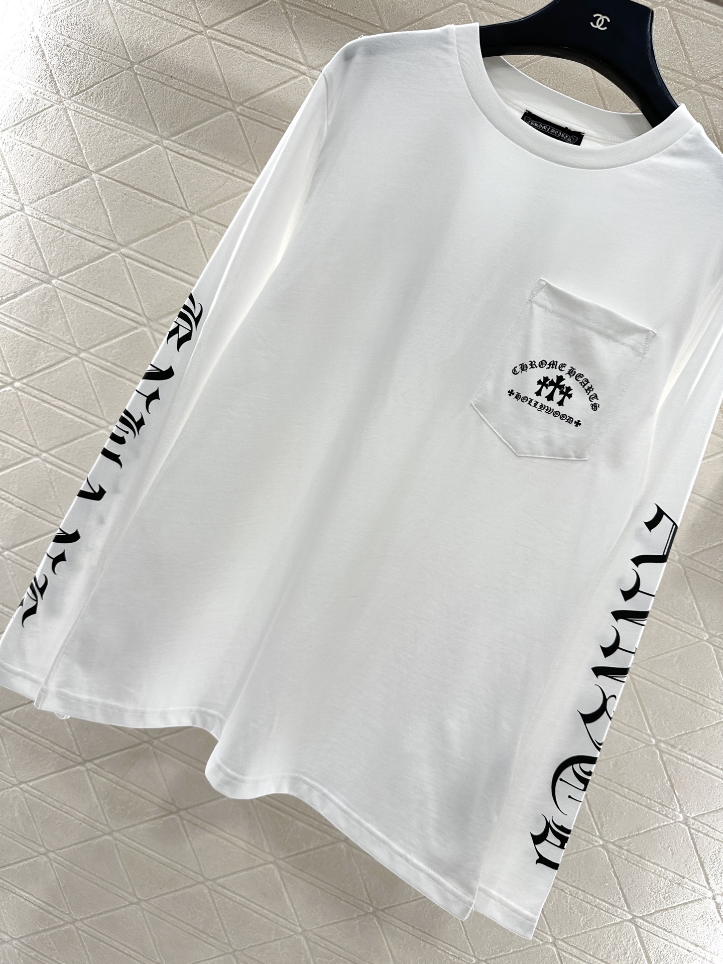 ♥Chrome hear*♥2025新品上架 字母印花长袖上衣定制YB斜纹全棉材质，质感舒适，弹力十足，