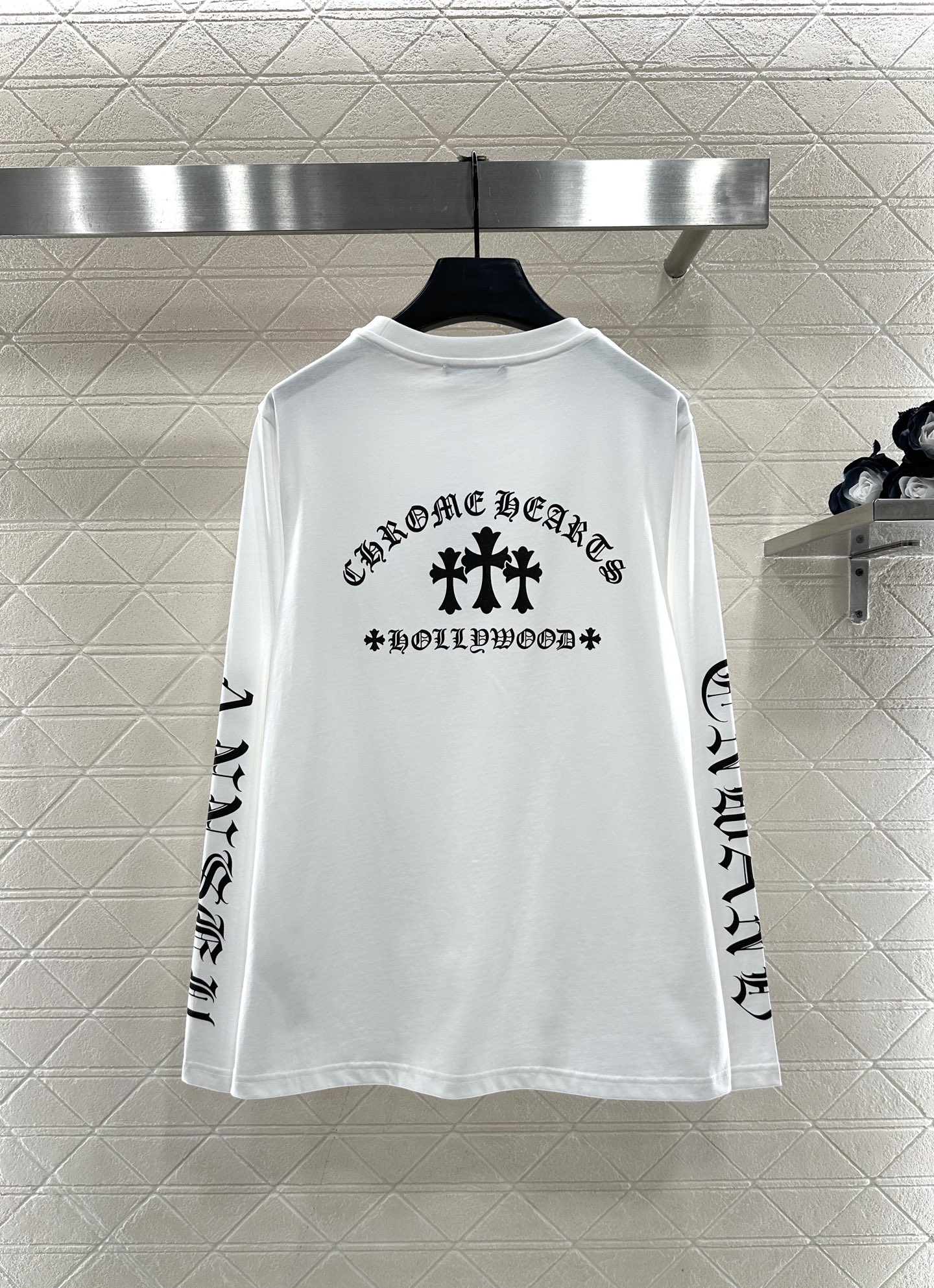 ♥Chrome hear*♥2025新品上架 字母印花长袖上衣定制YB斜纹全棉材质，质感舒适，弹力十足，