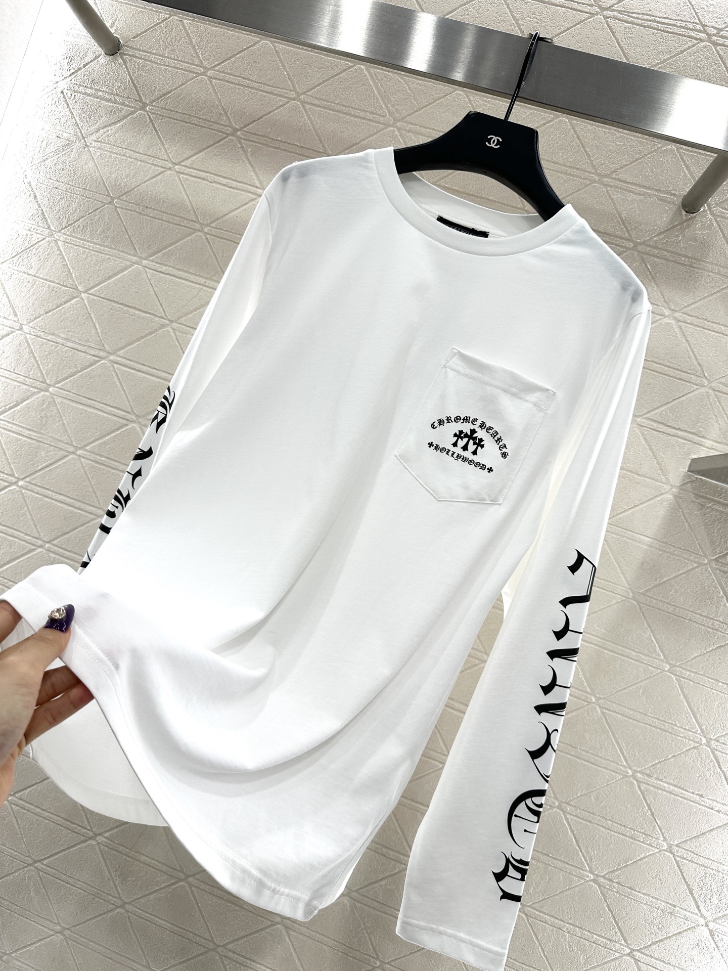 ♥Chrome hear*♥2025新品上架 字母印花长袖上衣定制YB斜纹全棉材质，质感舒适，弹力十足，