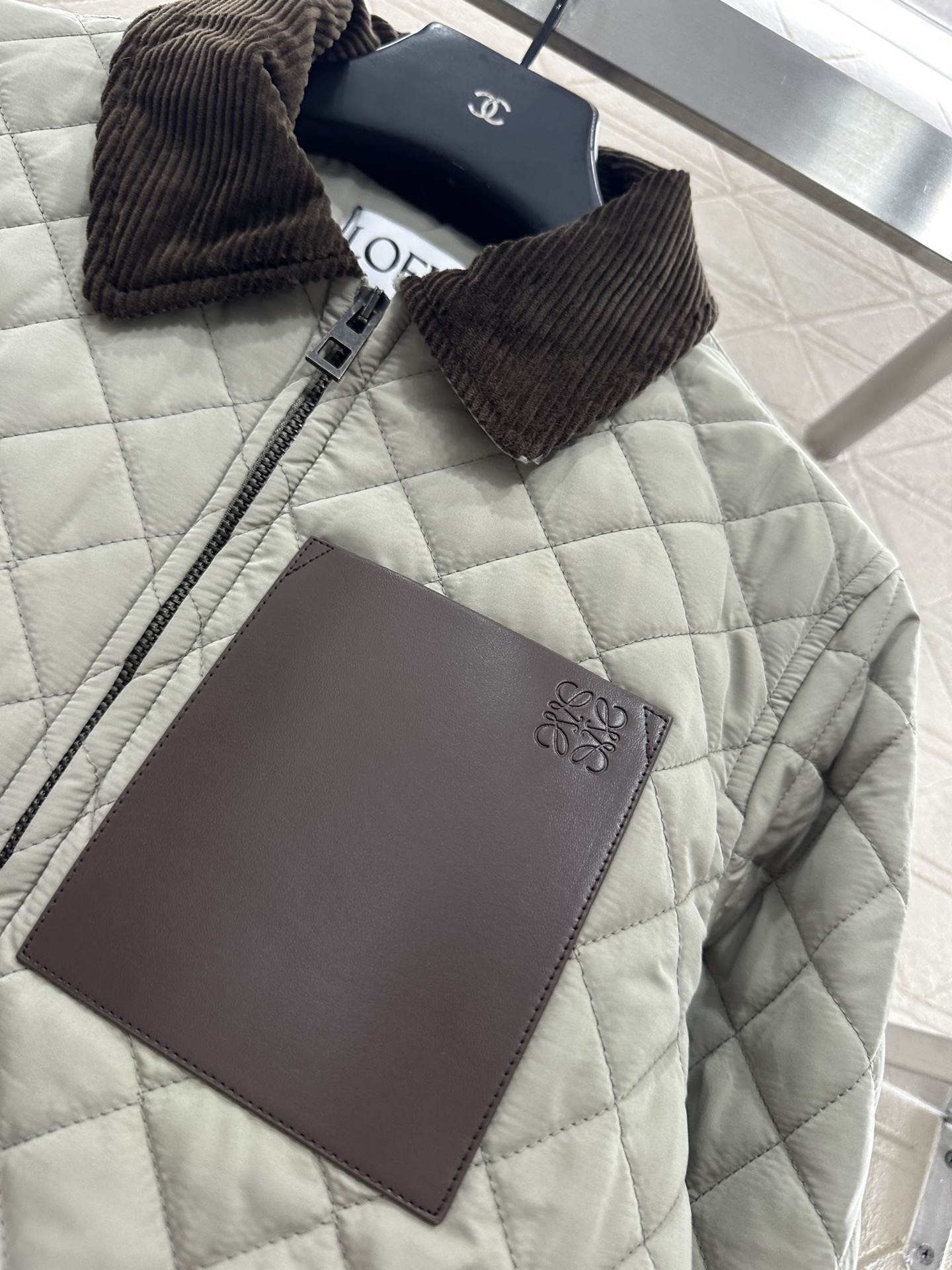 ♥Loew*♥2025新品上架 灯芯绒领菱格纹棉服外套定制YB防风防水尼龙材质，羽绒棉填充内里，整件轻盈