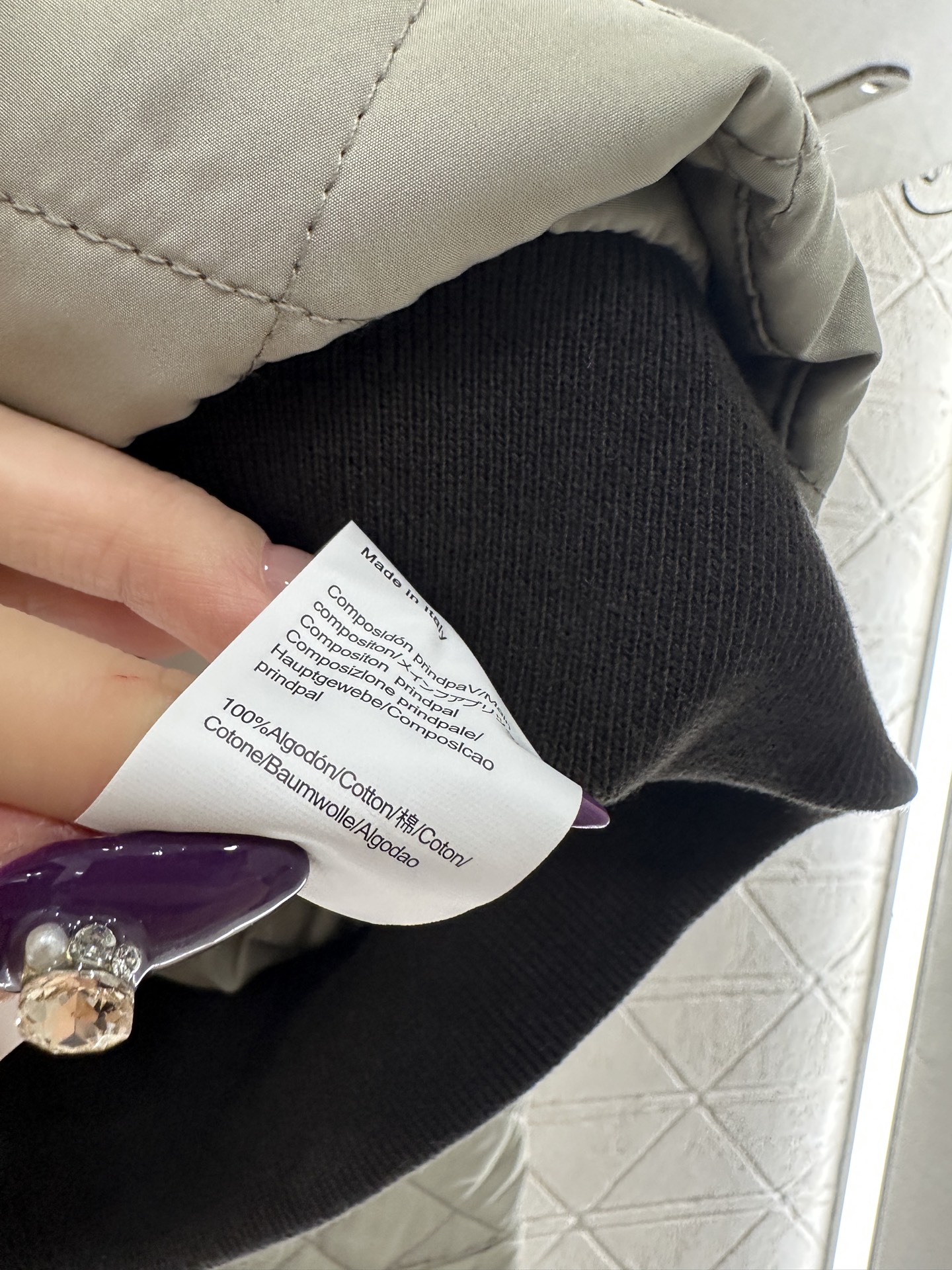 ♥Loew*♥2025新品上架 灯芯绒领菱格纹棉服外套定制YB防风防水尼龙材质，羽绒棉填充内里，整件轻盈