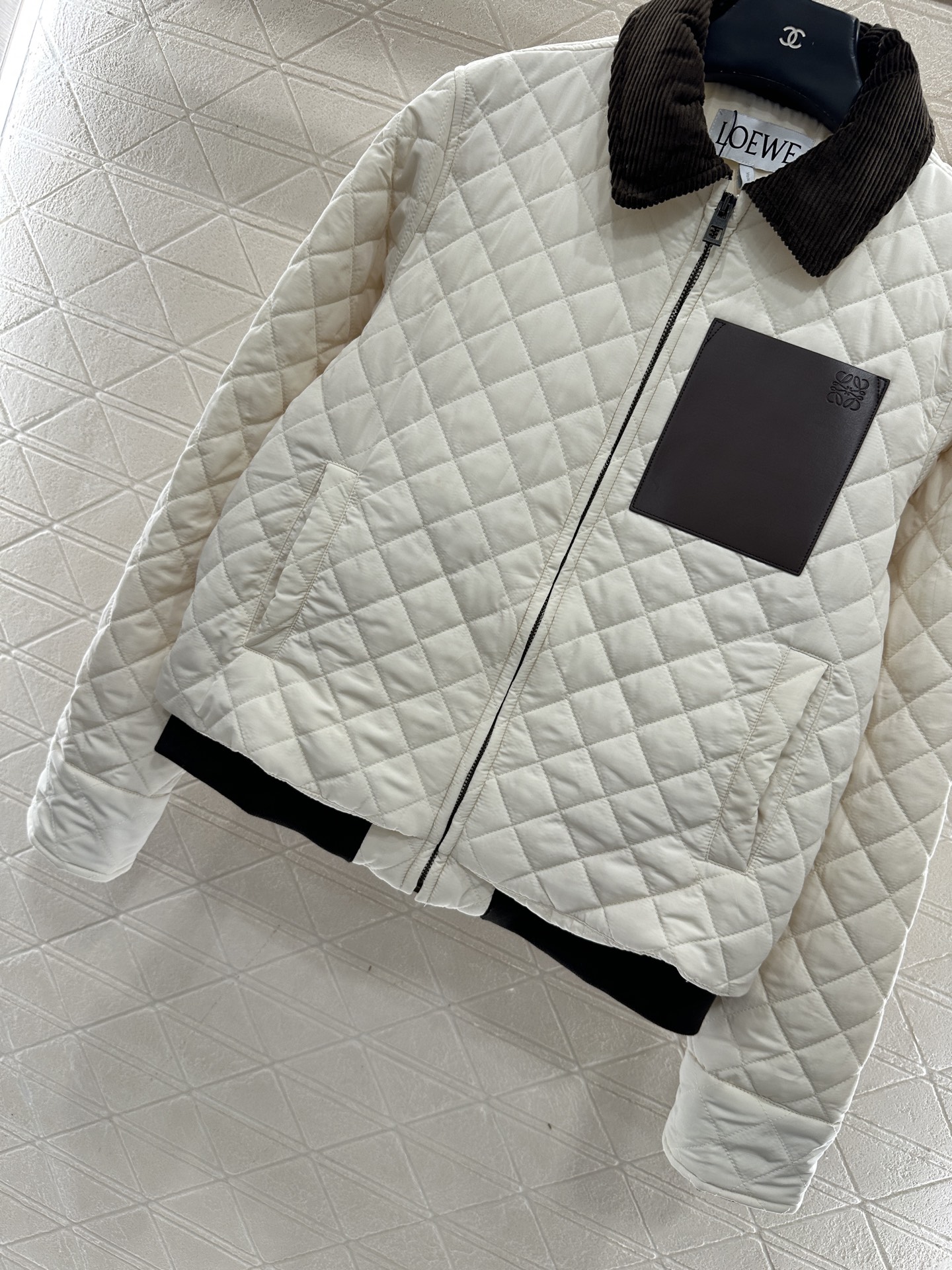 ♥Loew*♥2025新品上架 灯芯绒领菱格纹棉服外套定制YB防风防水尼龙材质，羽绒棉填充内里，整件轻盈