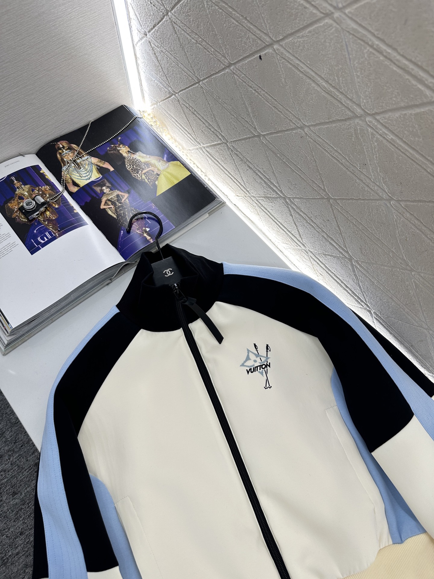 ♥Louis Vuitto*♥2025新品上架 插肩拼色拉链外套长裤套装最新滑雪🎿系列#定制YB空气棉材