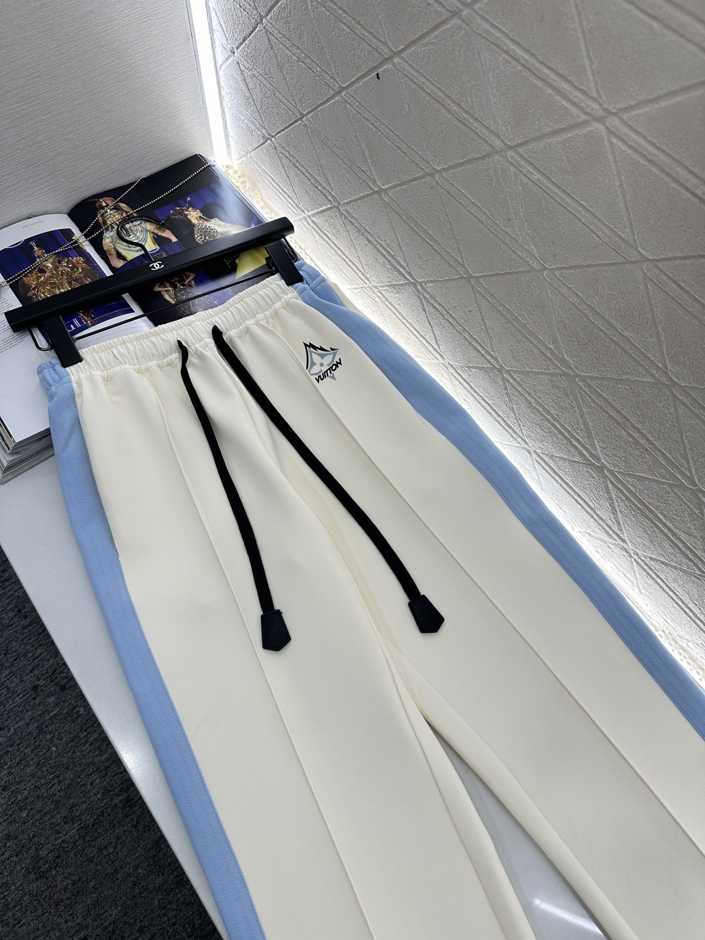 ♥Louis Vuitto*♥2025新品上架 插肩拼色拉链外套长裤套装最新滑雪🎿系列#定制YB空气棉材