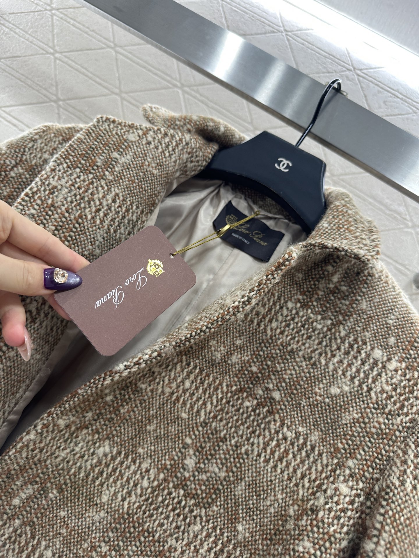 ♥Loro Plan*♥2025新品上架 翻领腰带西装外套定制YB进口丝毛材质，工艺处理，颗粒感十足，保