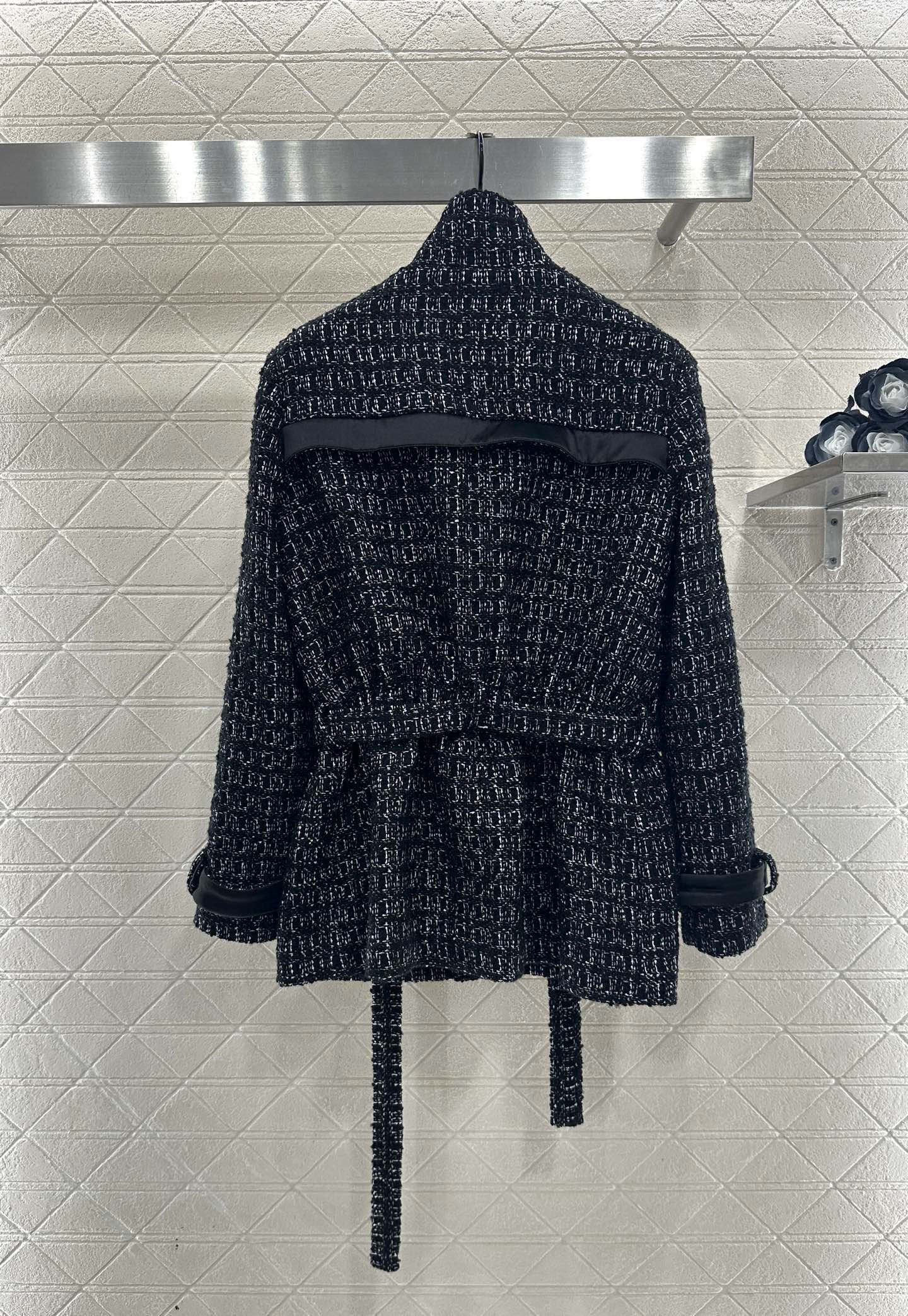 ♥Chane*♥2025新品上架 编织腰带洋装外套定制YB进口粗纺羊毛呢材质，肌理明显，毛料肉眼可见，质