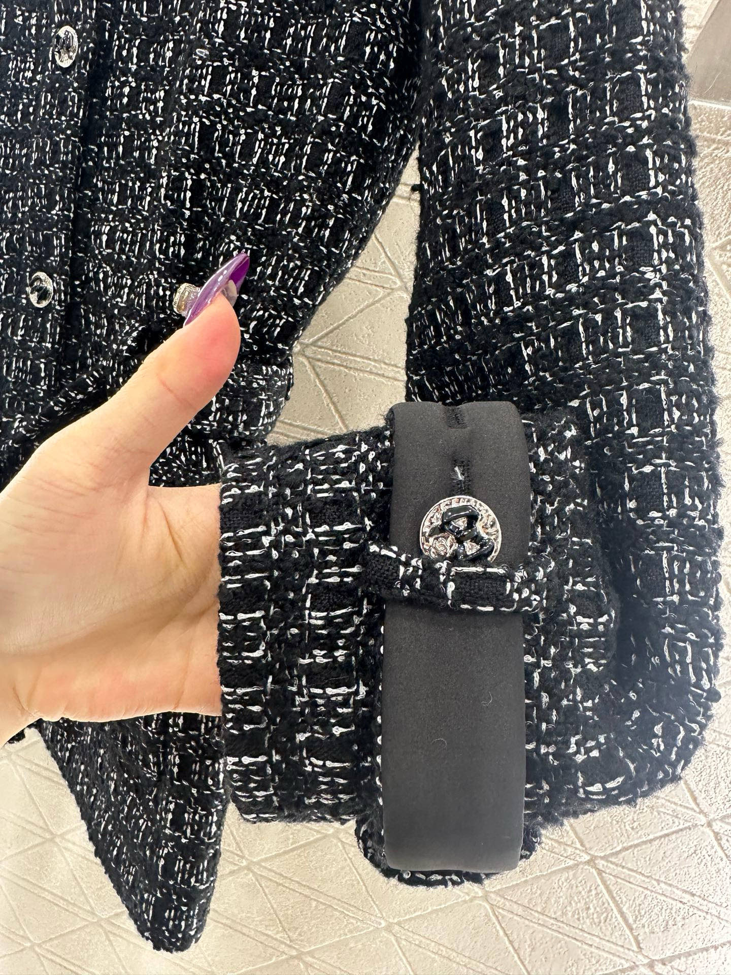 ♥Chane*♥2025新品上架 编织腰带洋装外套定制YB进口粗纺羊毛呢材质，肌理明显，毛料肉眼可见，质