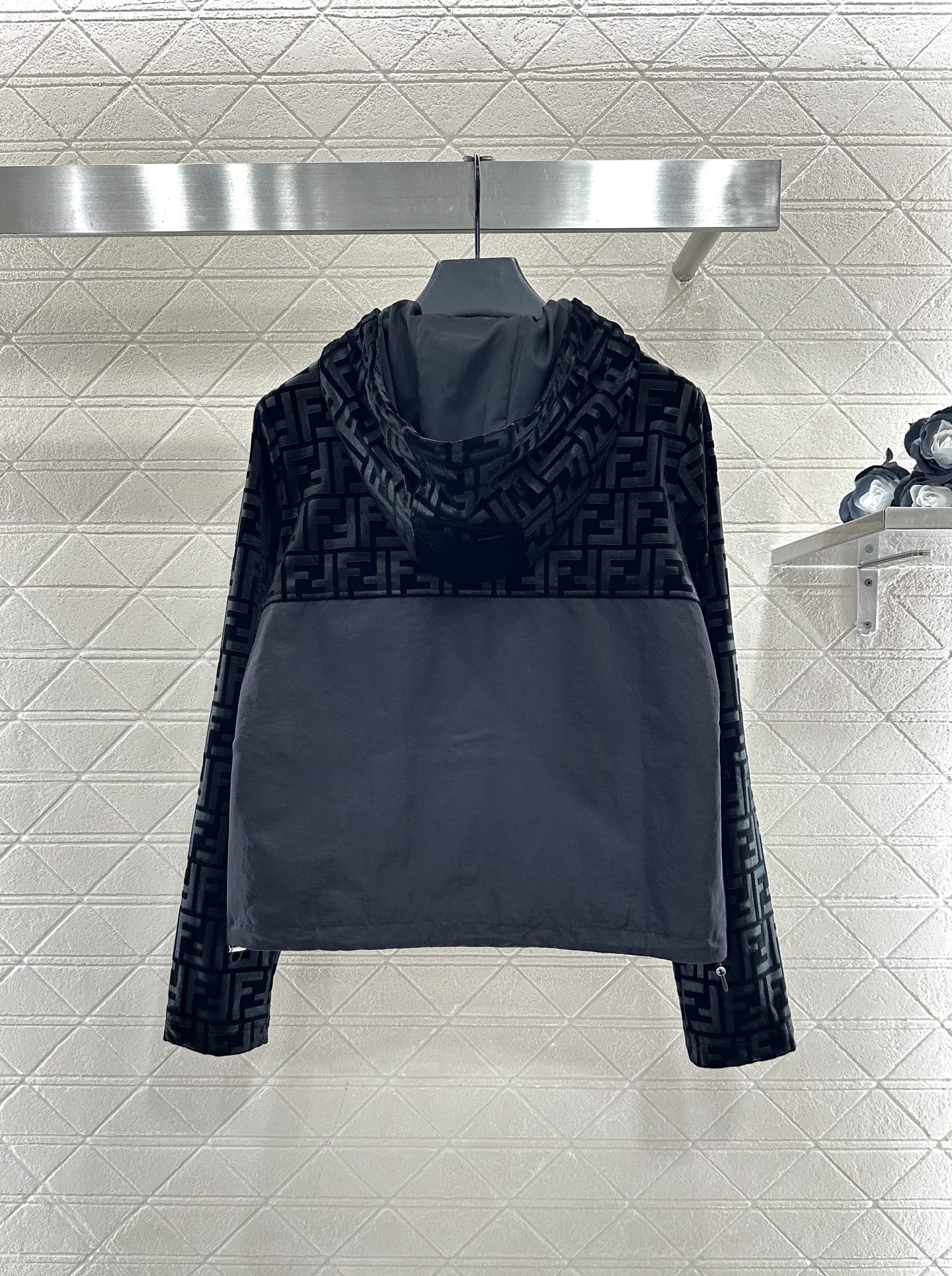 ♥Fend*♥2025新品上架 立体压花字母外套长裤套装定制YB进口丝绒材质，工艺处理，立体压花处理，呈