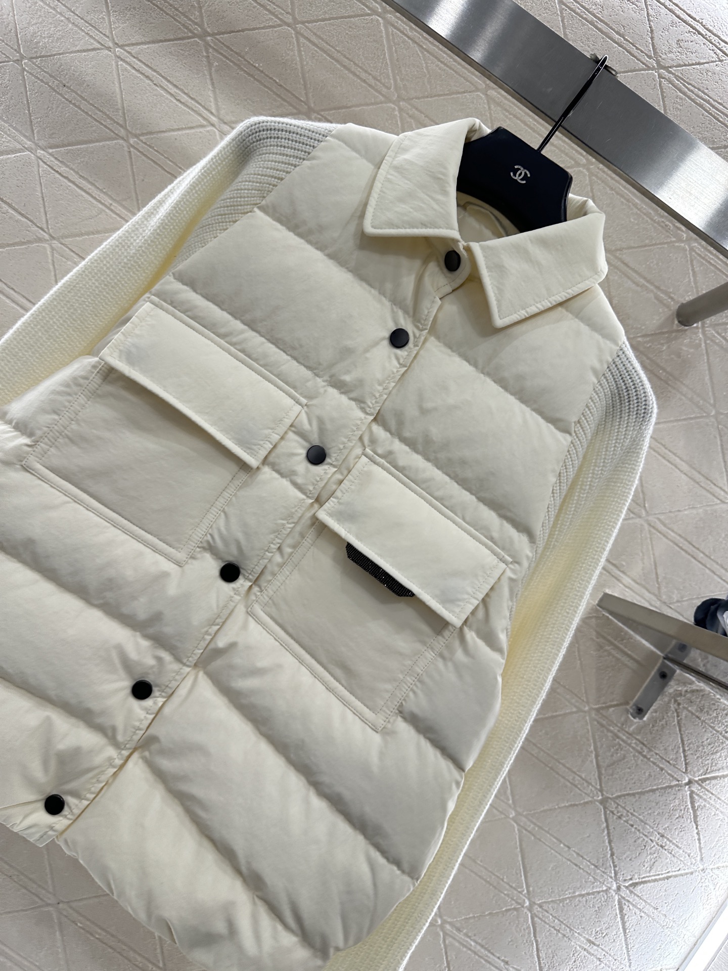 ♥BC*♥2025新品上架 针织拼接翻领羽绒外套定制YB进口防风防水尼龙材质，其工艺还原升级材质，提升秋