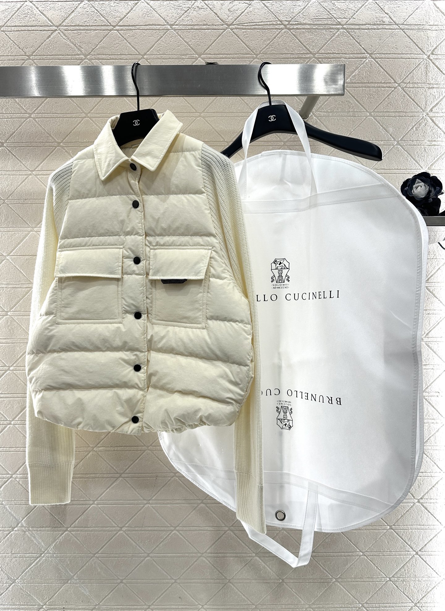 ♥BC*♥2025新品上架 针织拼接翻领羽绒外套定制YB进口防风防水尼龙材质，其工艺还原升级材质，提升秋