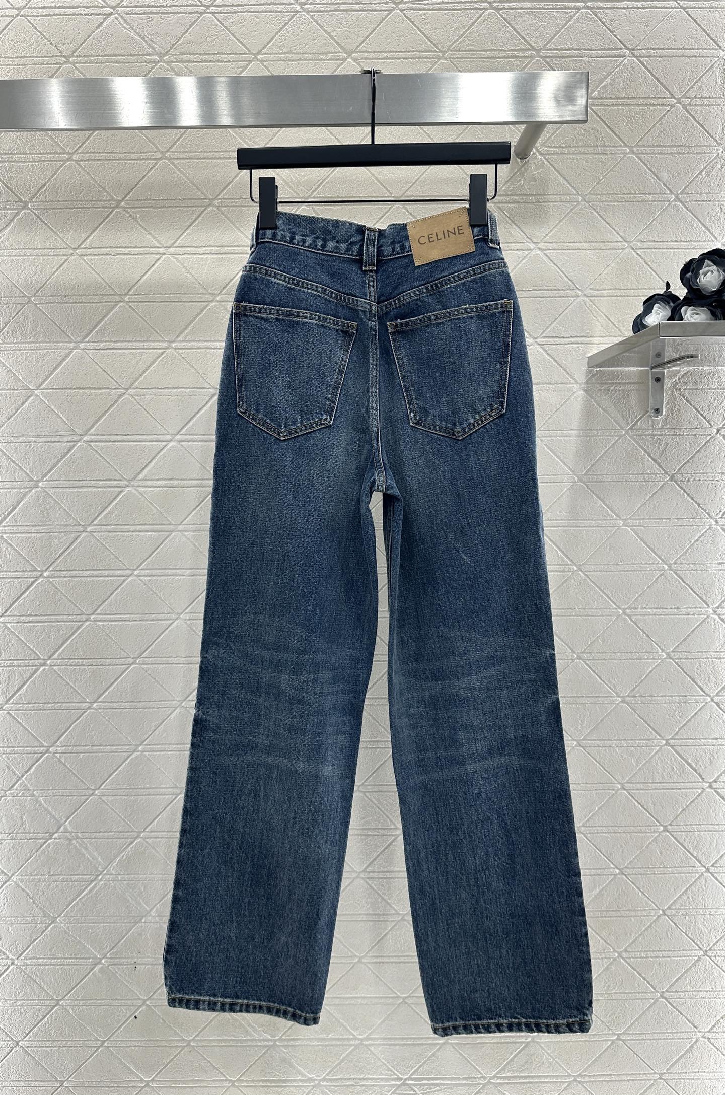 ♥Celin*♥2025新品上架 牛仔直筒长裤定制YB斜纹棉牛仔材质，质感挺括，穿搭有型，直筒长裤版型，