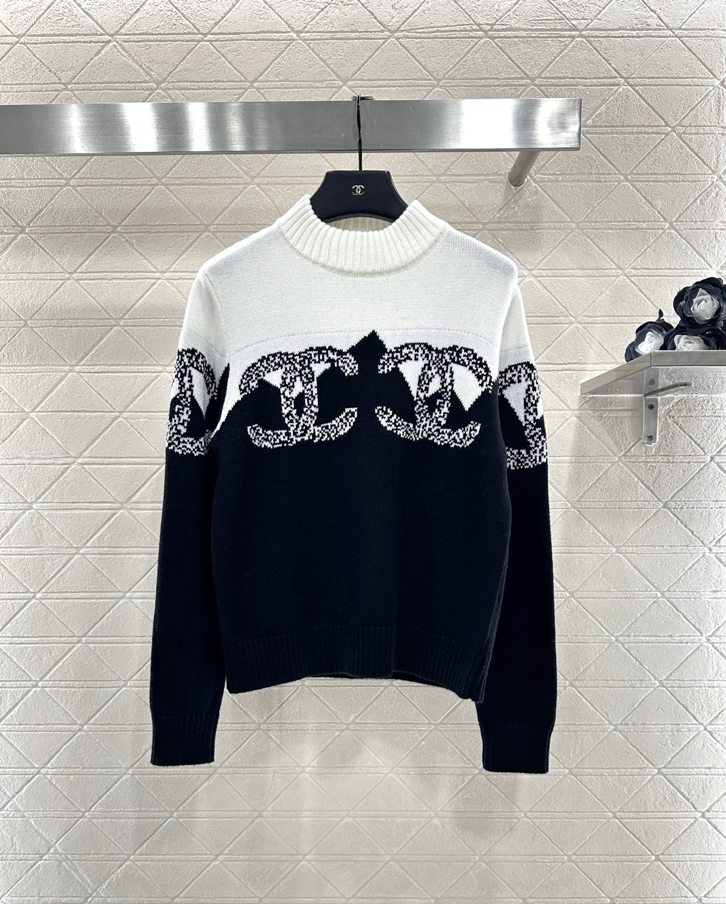 ♥Chane*♥2025新品上架 提花针织套头毛衣定制YB羊毛纱线织造，质感细腻，穿搭舒适，宽松套头毛衣