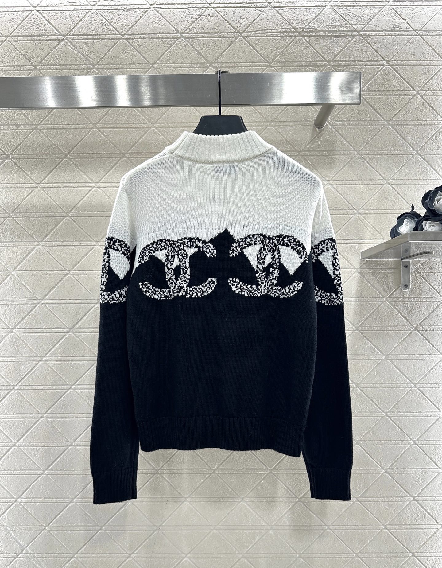 ♥Chane*♥2025新品上架 提花针织套头毛衣定制YB羊毛纱线织造，质感细腻，穿搭舒适，宽松套头毛衣