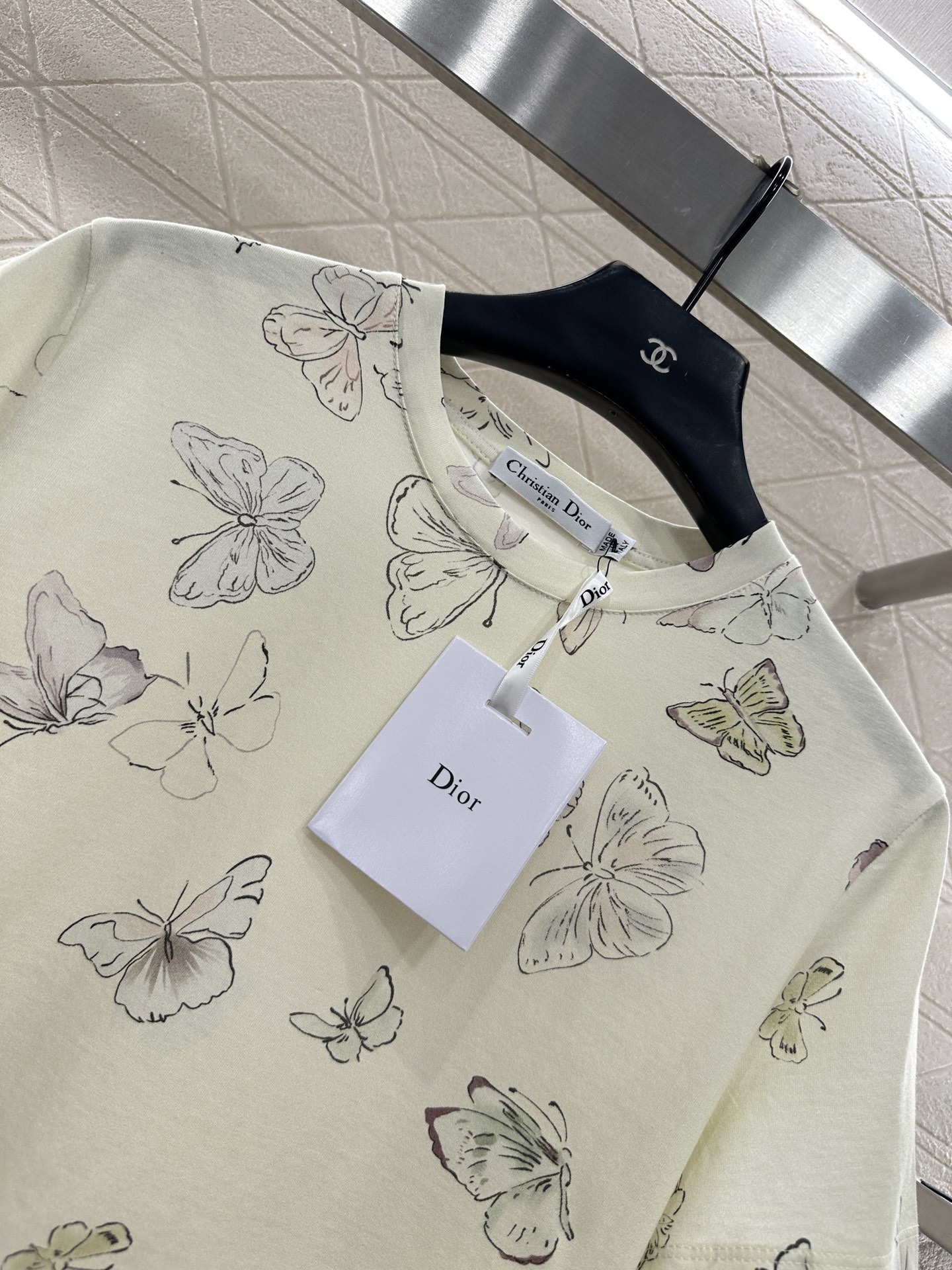 ♥Dio*♥2025新品上架 圆领印花𝑇𝑒𝑒定制YB斜纹全棉材质，质感高级，柔软舒适，常规短袖T恤裁剪，