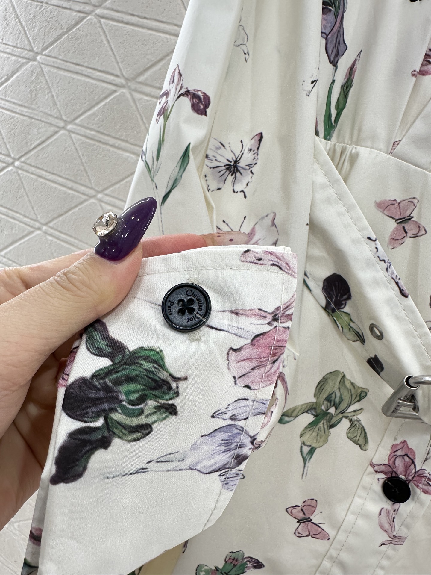 ♥Dio*♥2025新品上架 直喷碎花长袖连衣裙定制YB斜纹全棉材质，质感垂顺舒适，吸湿透气，翻领长袖连