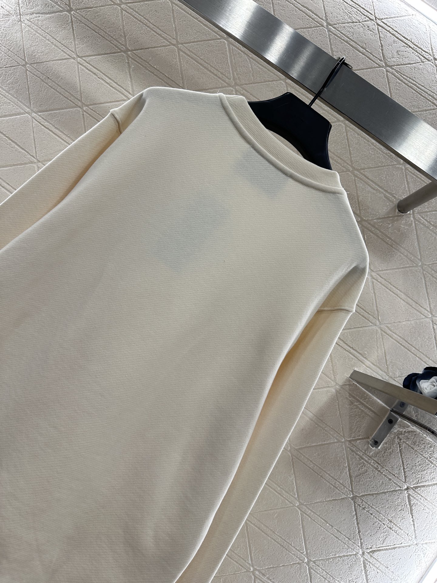 ♥Gucc*♥2025新品上架 撞色字母圆领卫衣定制YB原生全棉面料，弹力舒适，质感十足，标志性横杠打底