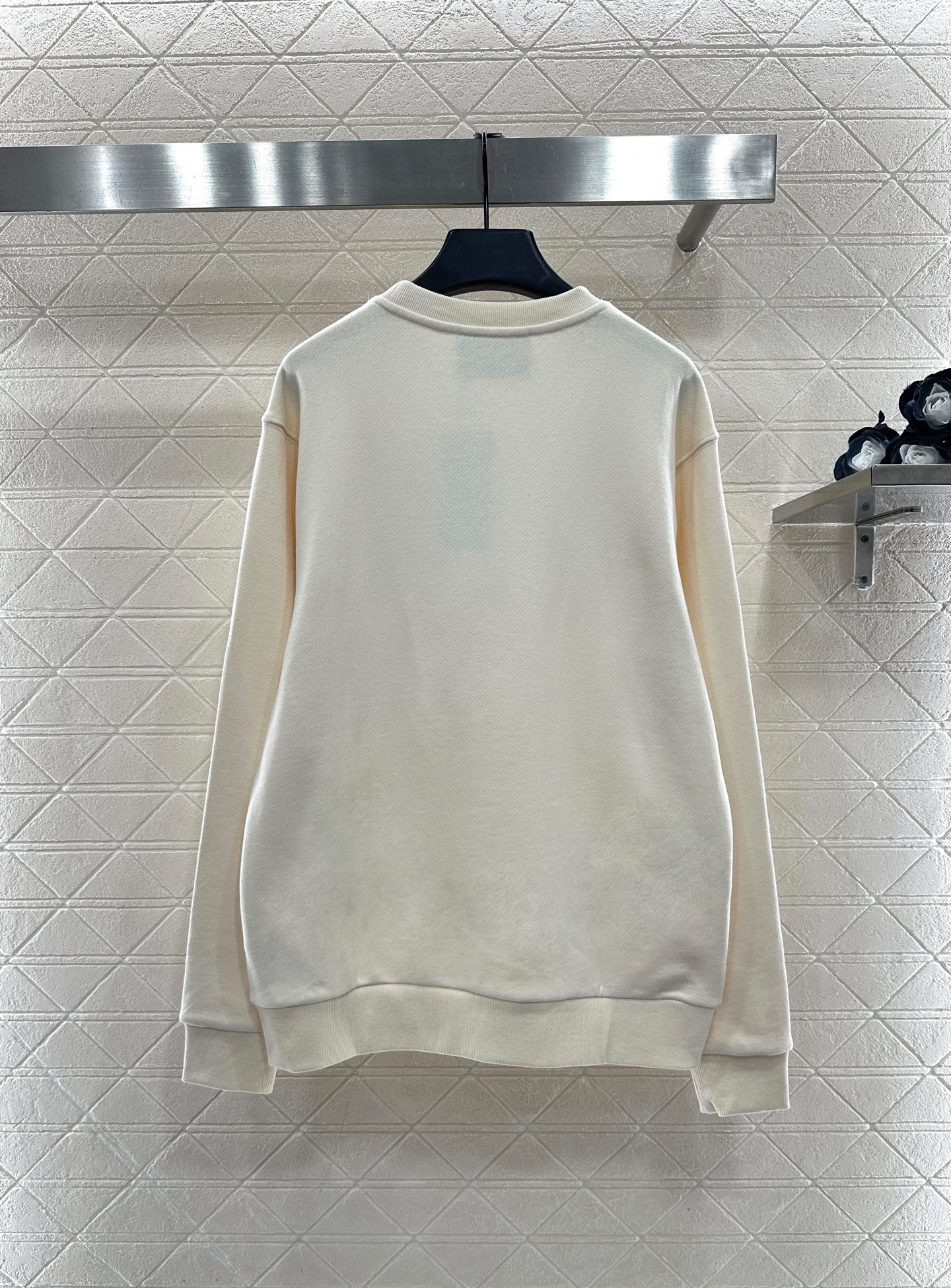 ♥Gucc*♥2025新品上架 撞色字母圆领卫衣定制YB原生全棉面料，弹力舒适，质感十足，标志性横杠打底