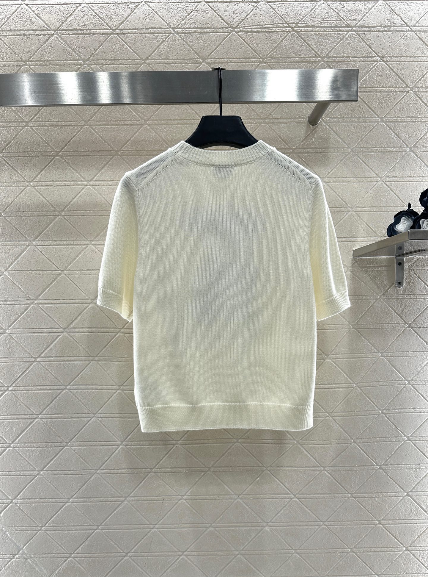 ♥BBR*♥2025新品上架 套头战马针织短袖定制YB羊毛纱线织造，质感高级，舒适柔软，圆领针织短袖剪裁